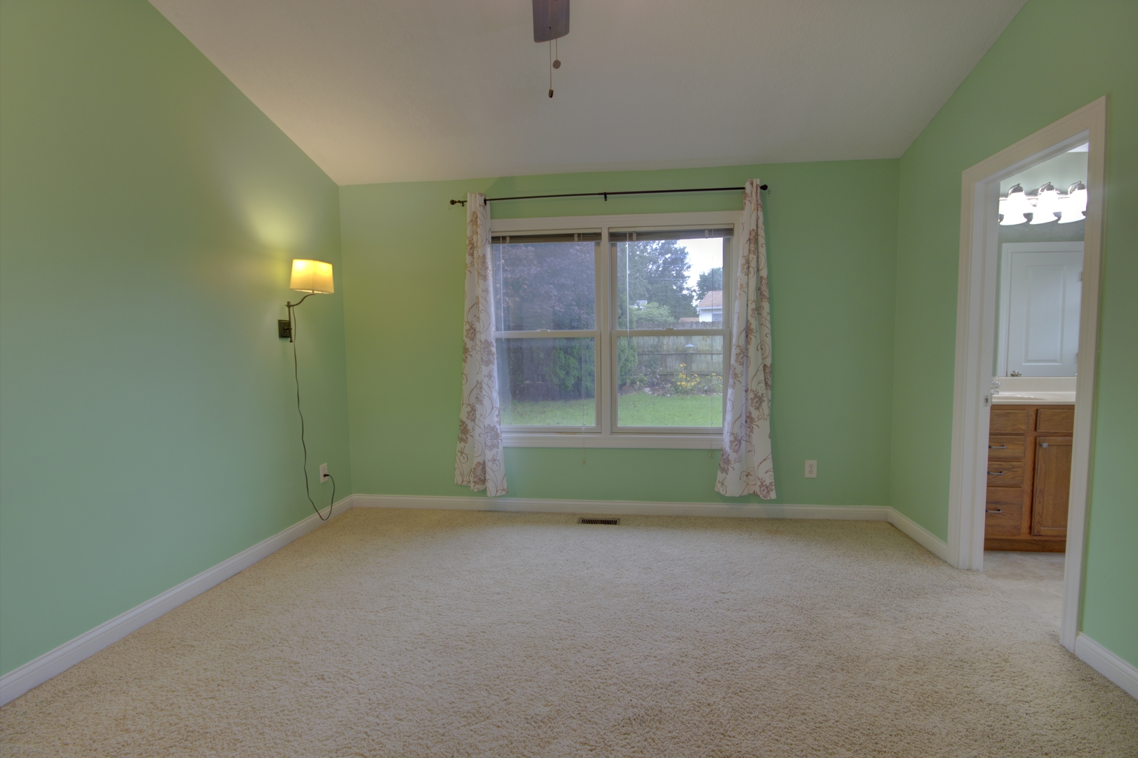 2215 W 59th Street Property Photo 10