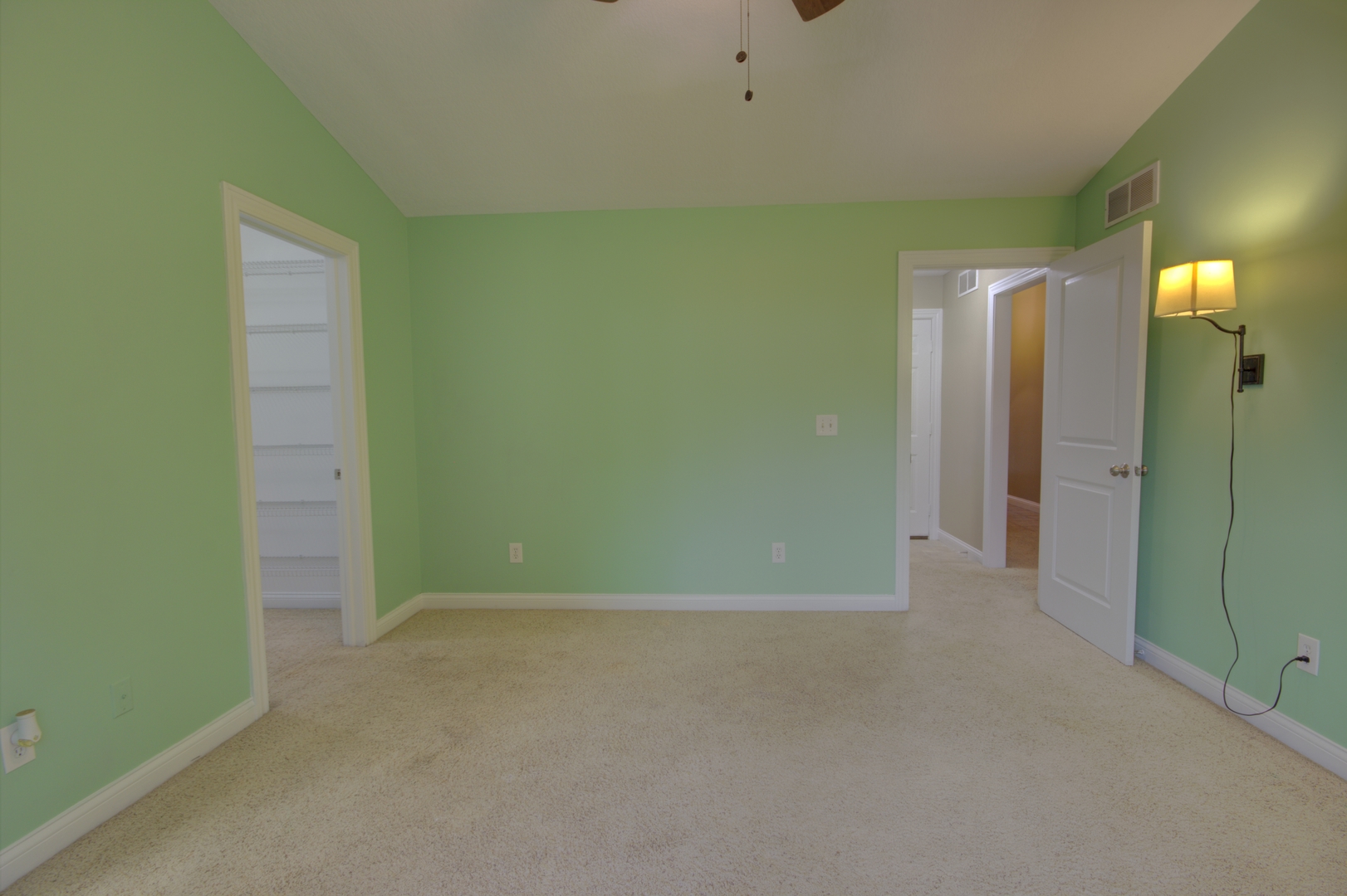 2215 W 59th Street Property Photo 13
