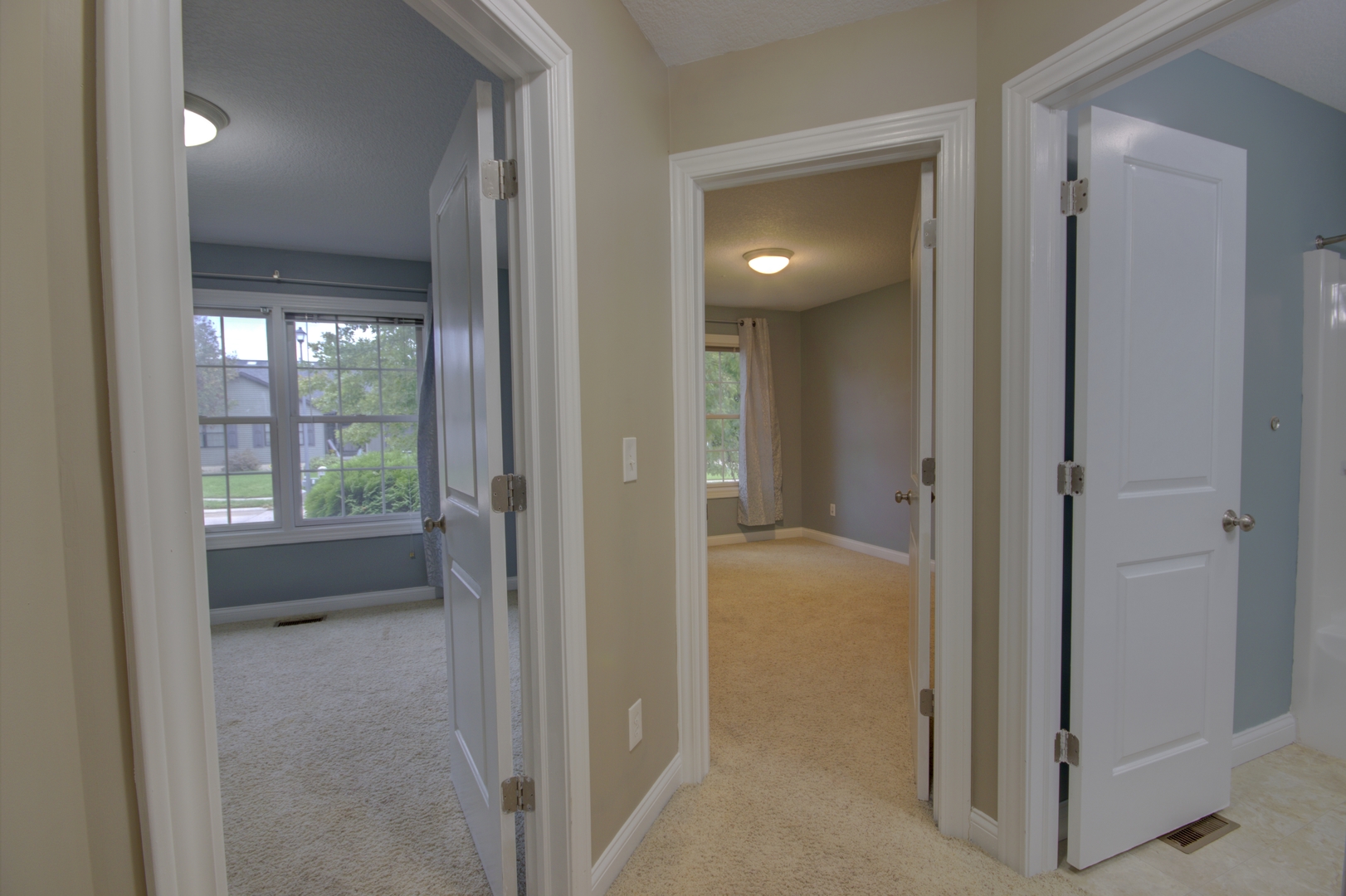2215 W 59th Street Property Photo 18