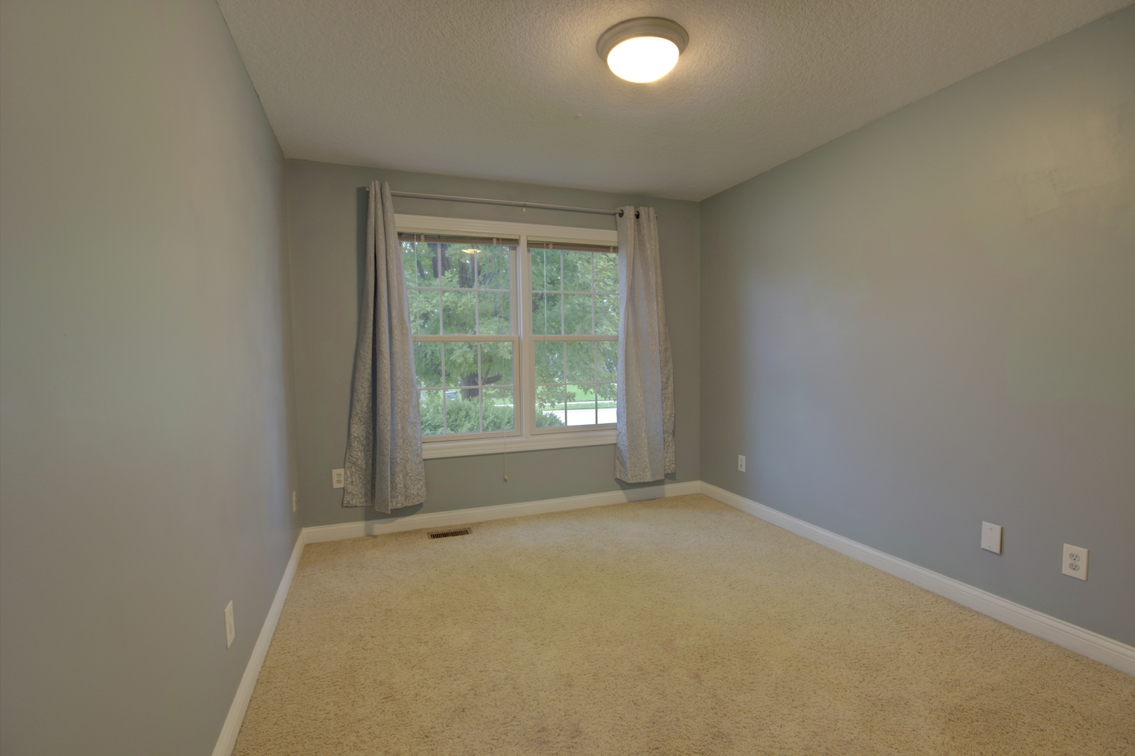 2215 W 59th Street Property Photo 21