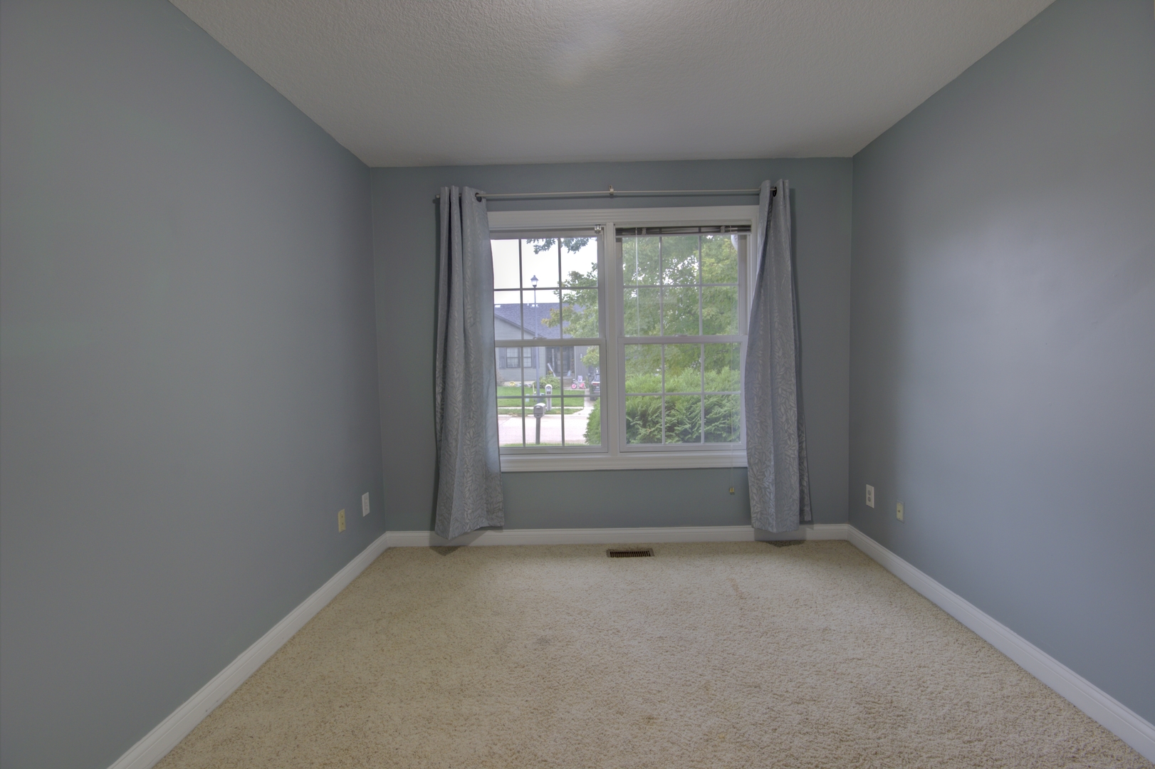 2215 W 59th Street Property Photo 23