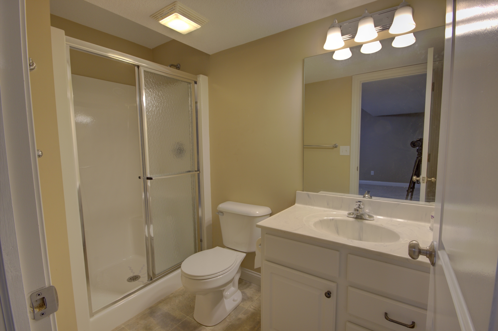 2215 W 59th Street Property Photo 36