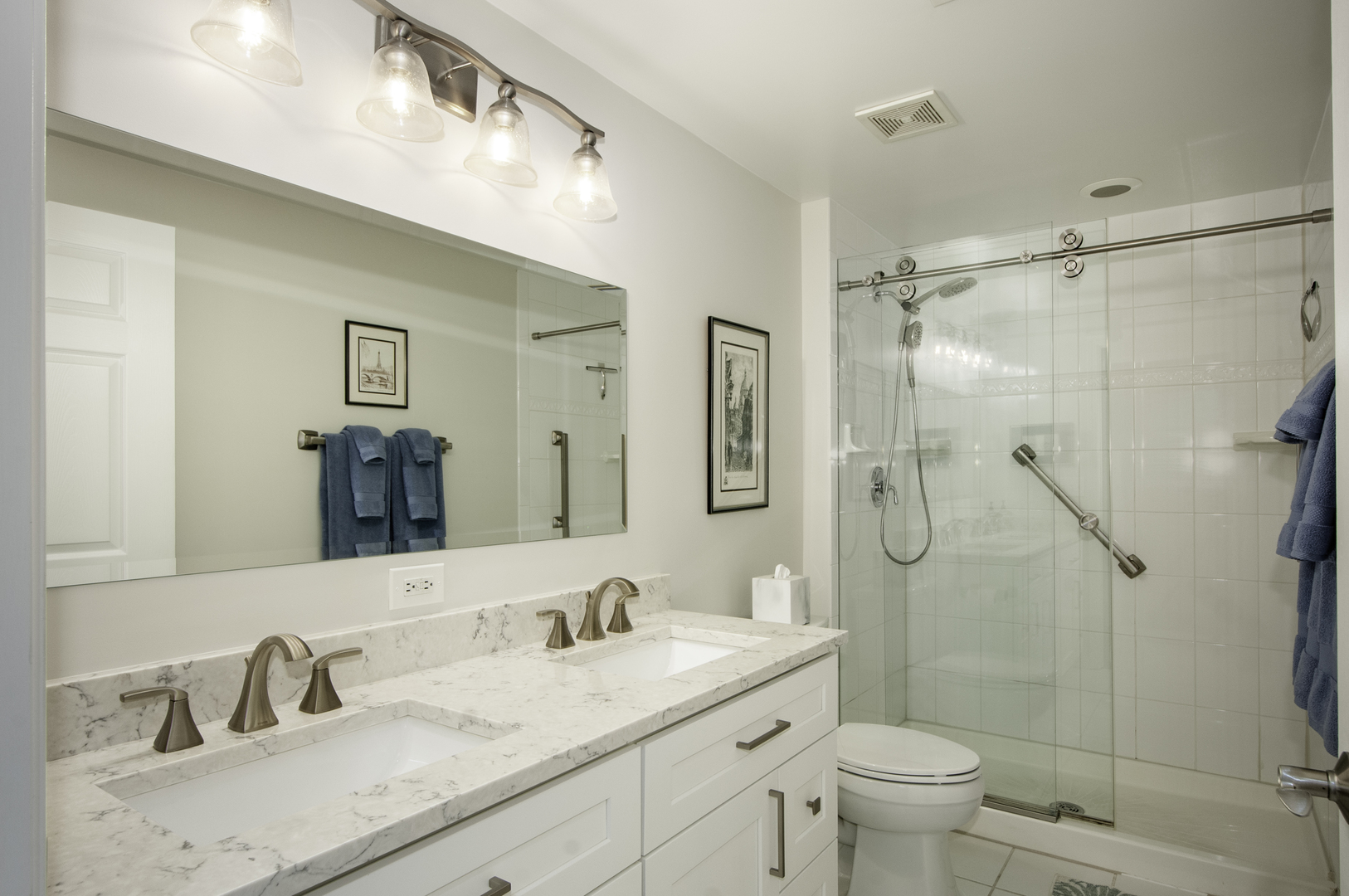420 W Burlington Avenue 207 Property Photo 10