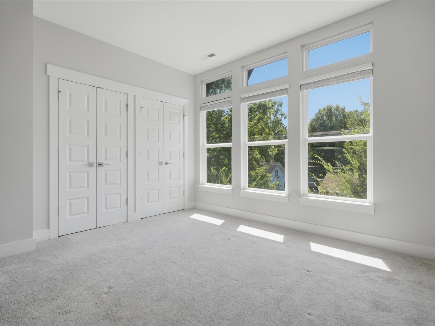 1013 E 36th Street Property Photo 21
