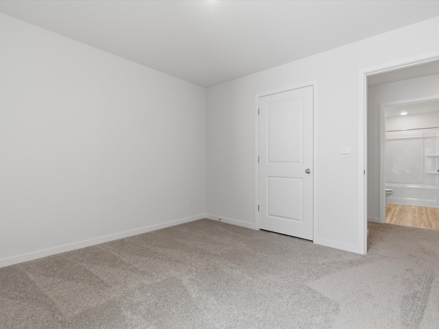12765289 Property Photo 33