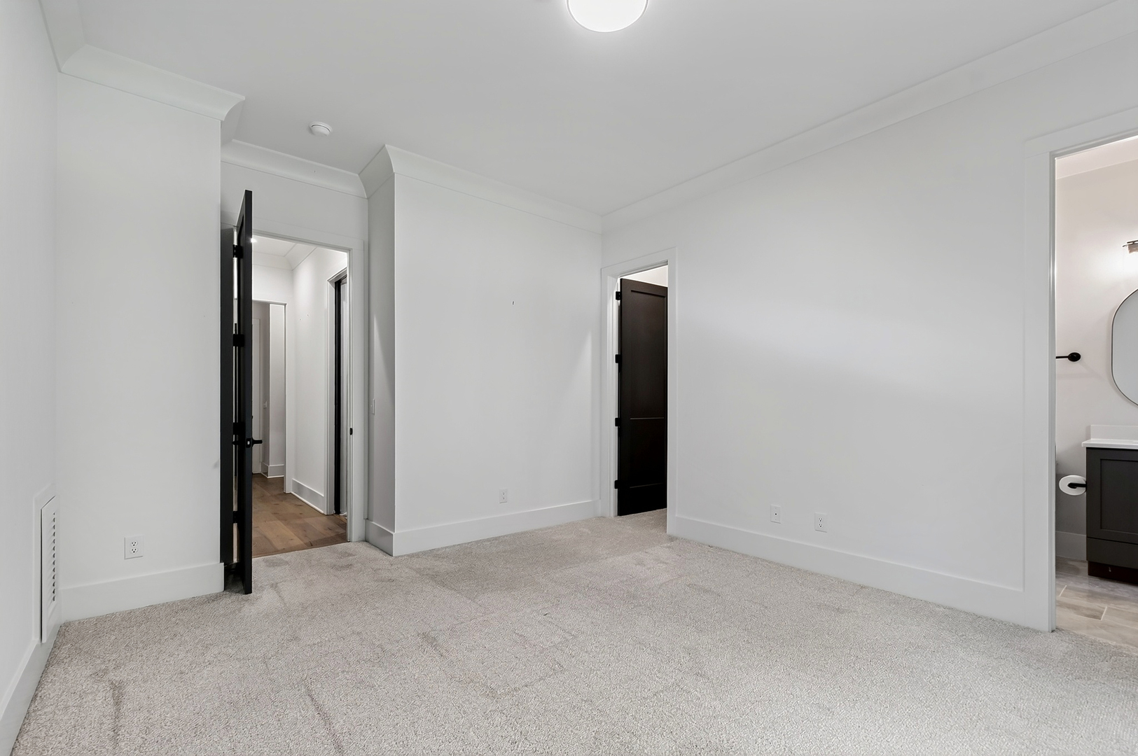 1424 Lake Adventure Court Property Photo 25
