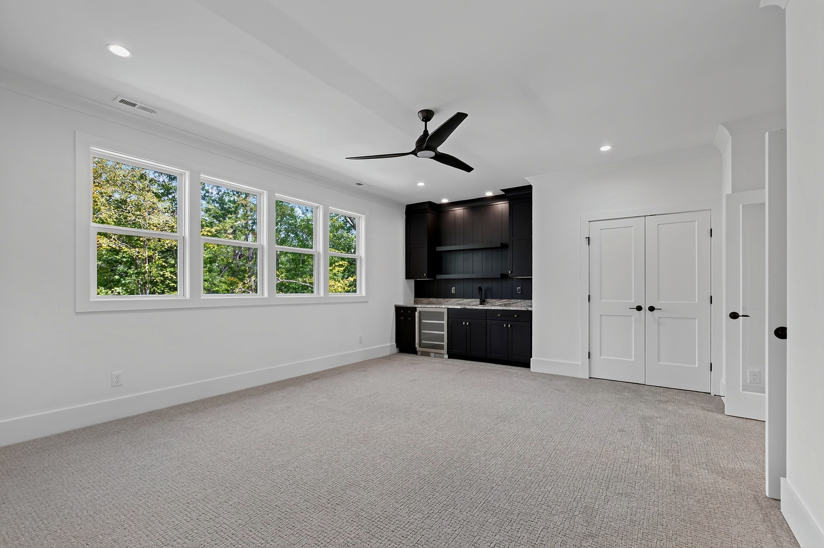 1424 Lake Adventure Court Property Photo 35
