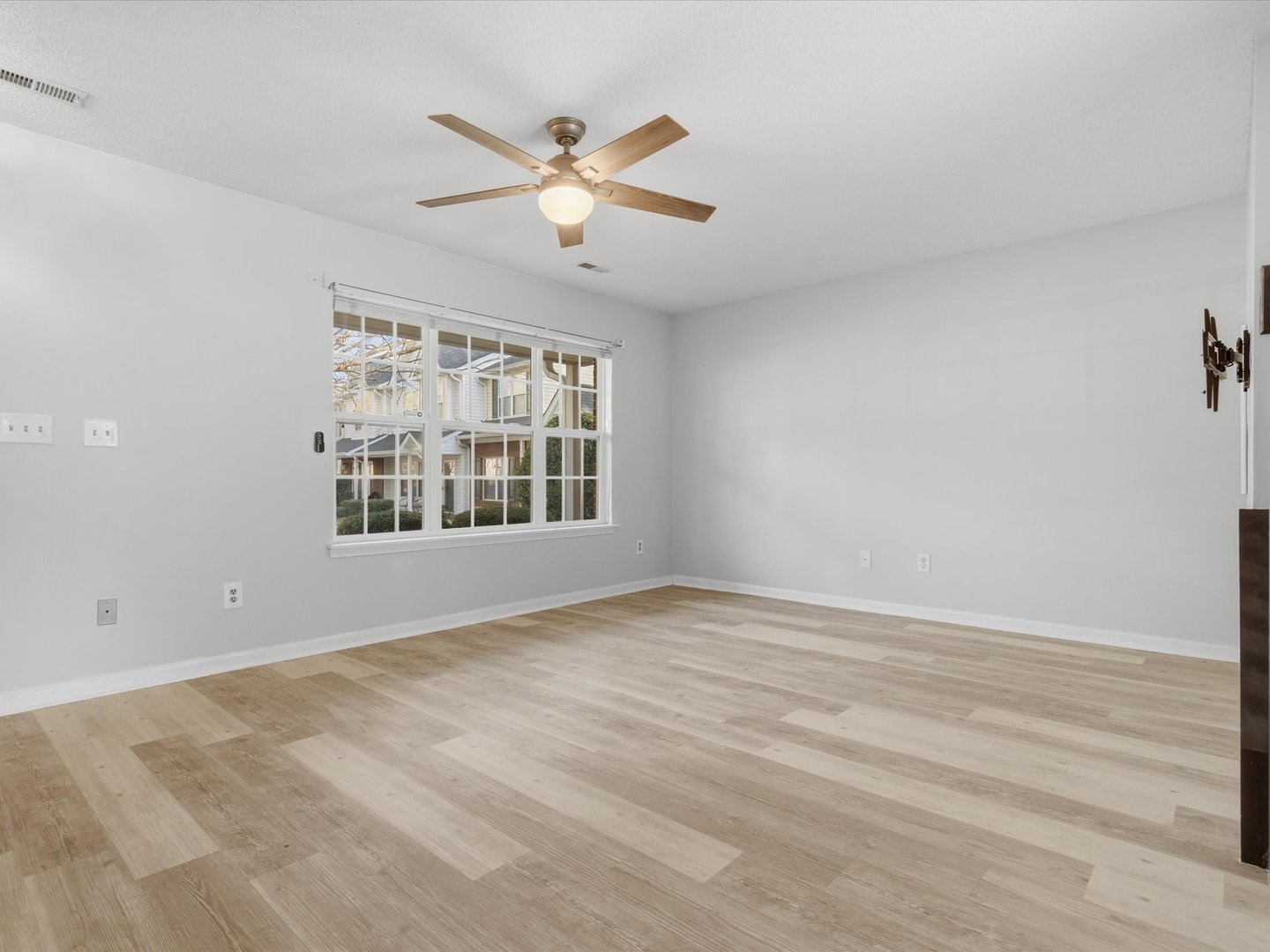 2940 Mayer House Court Property Photo 8