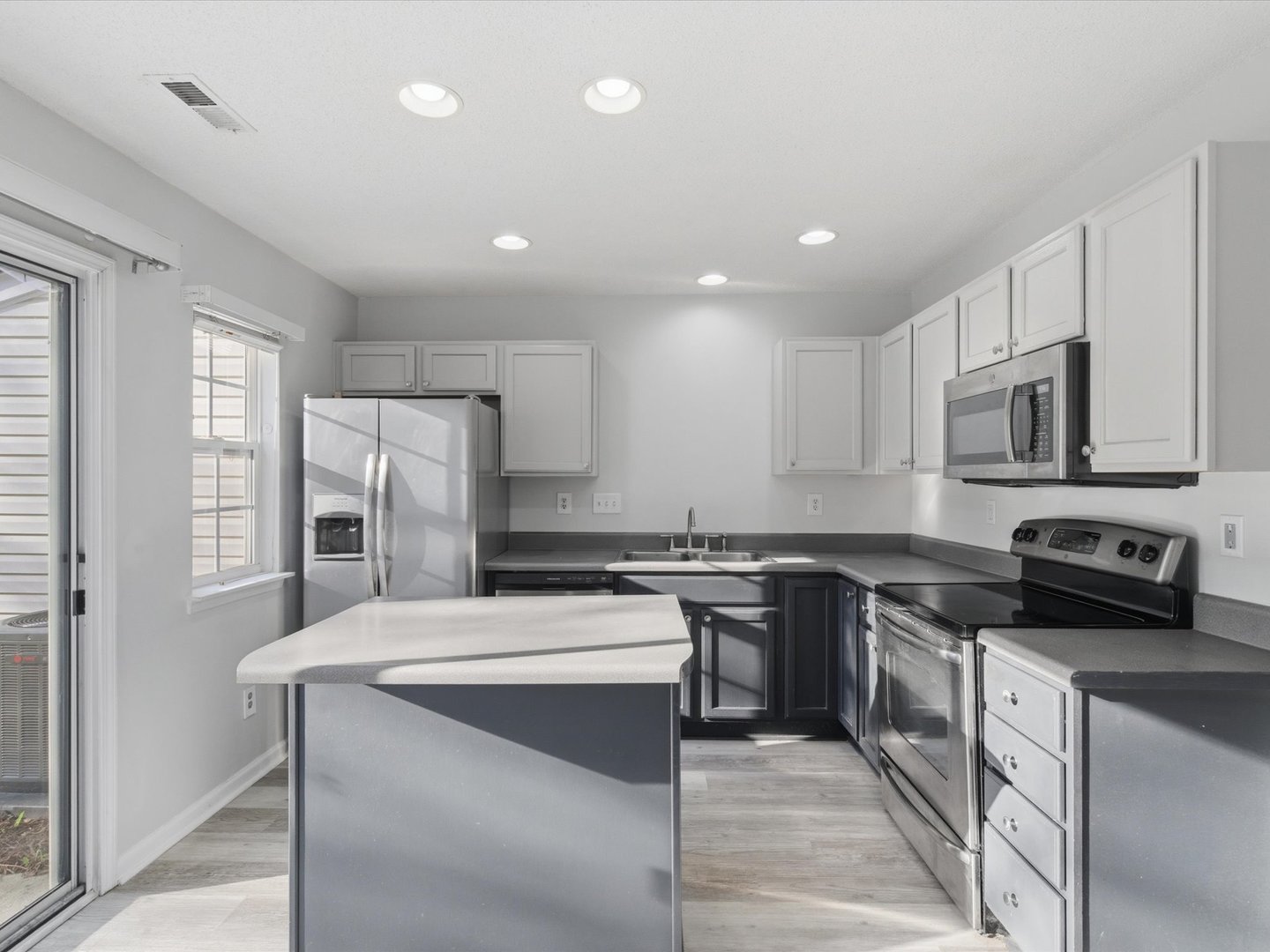 2940 Mayer House Court Property Photo 14