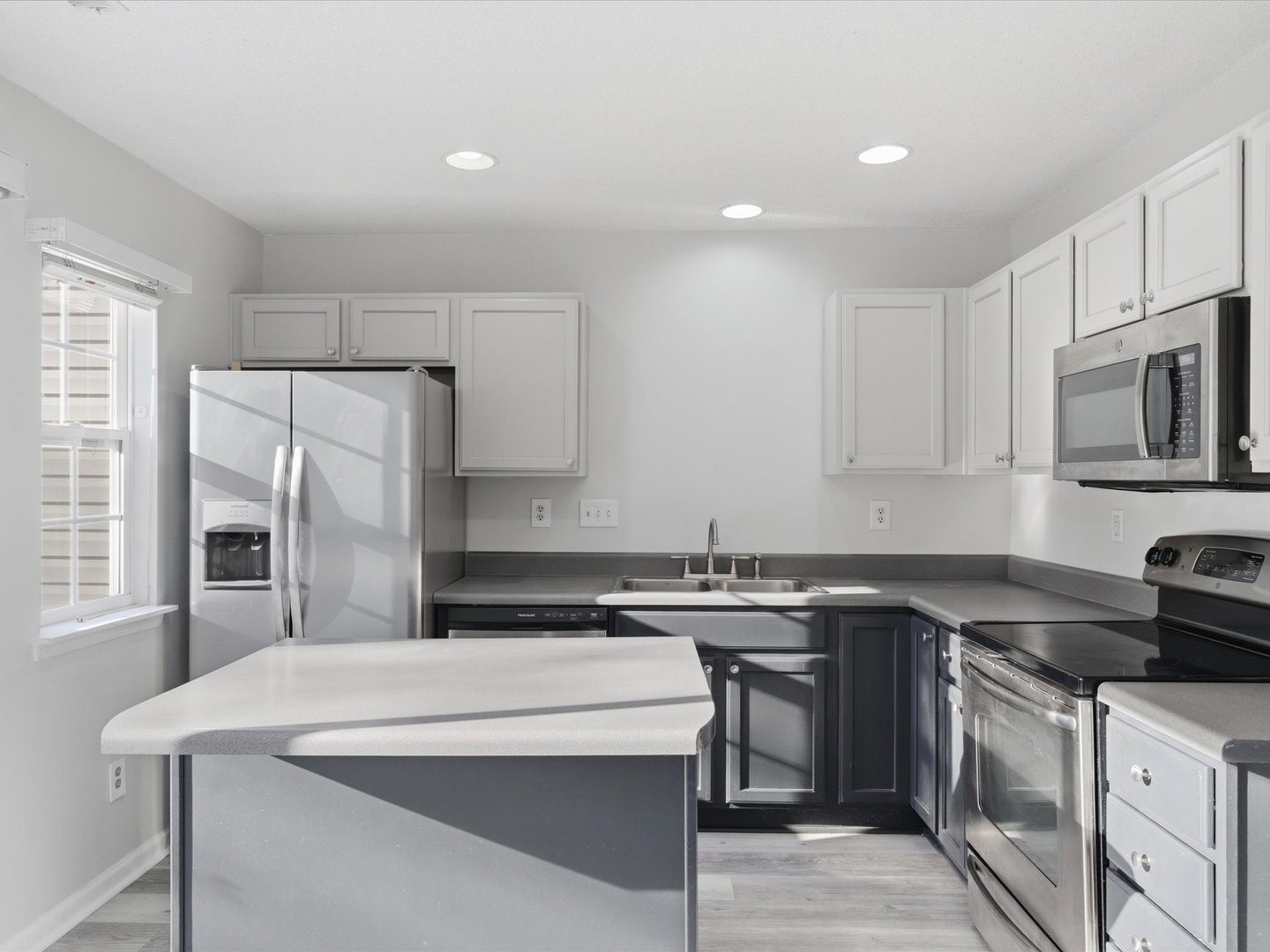 2940 Mayer House Court Property Photo 15