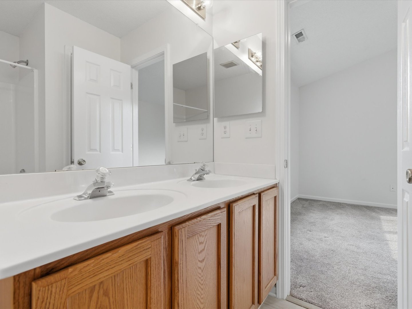 2940 Mayer House Court Property Photo 26