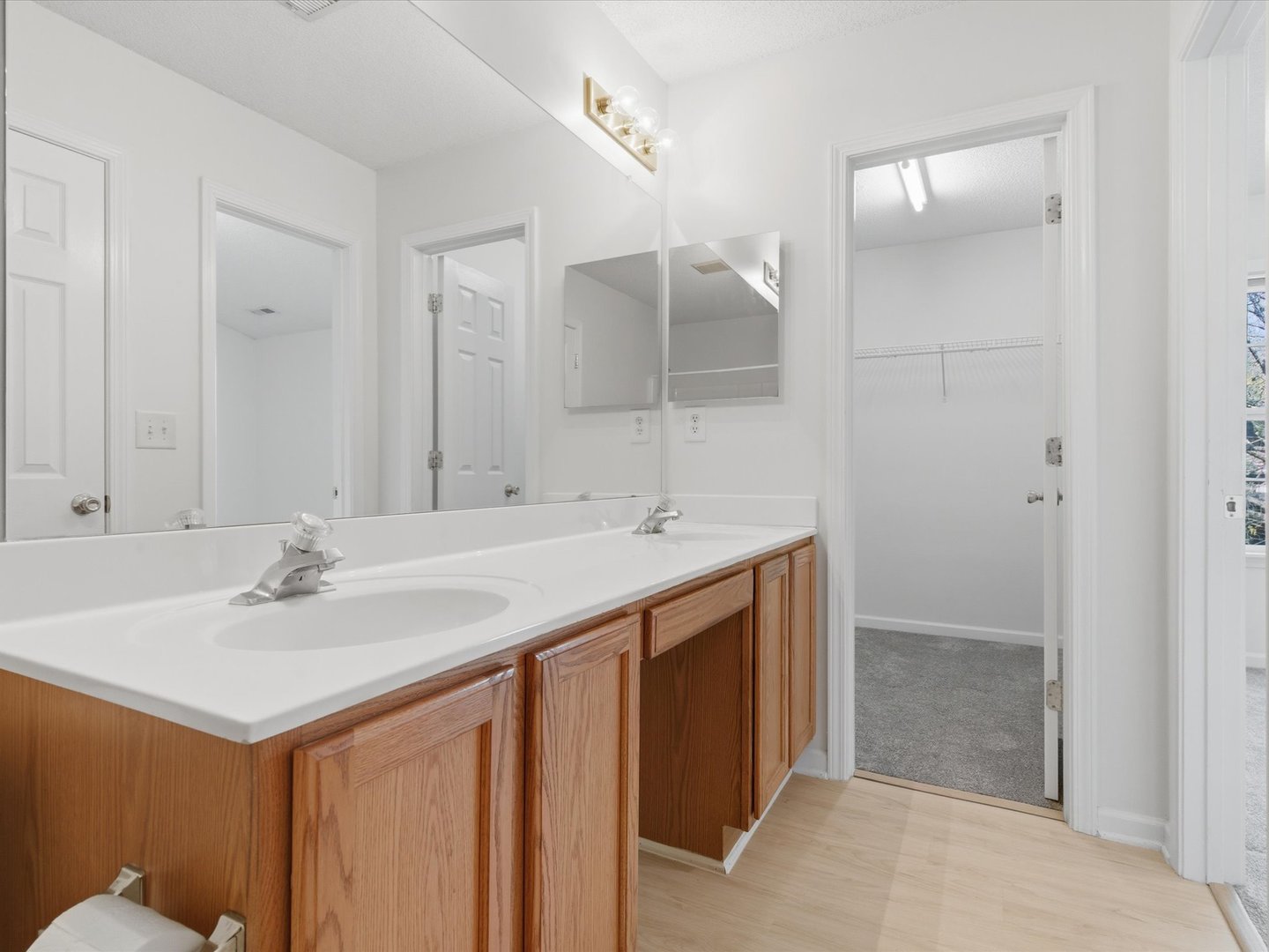 2940 Mayer House Court Property Photo 32