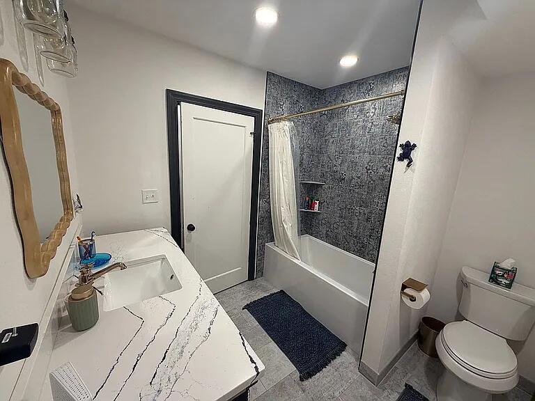 3105 E Landstrom Road Property Photo 18
