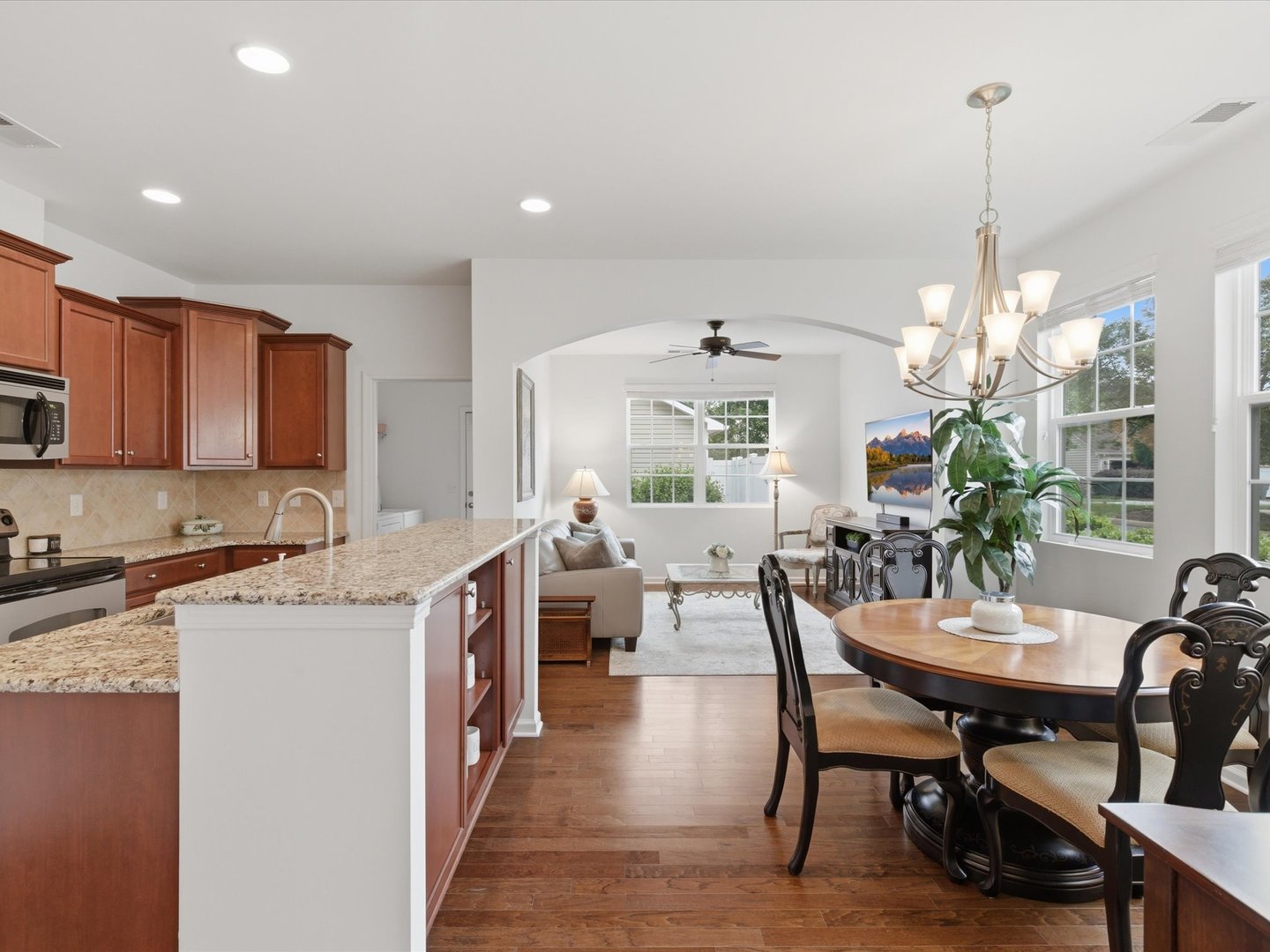 18439 The Commons Boulevard Property Photo 9