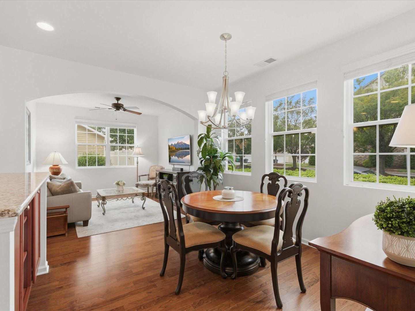 18439 The Commons Boulevard Property Photo 10
