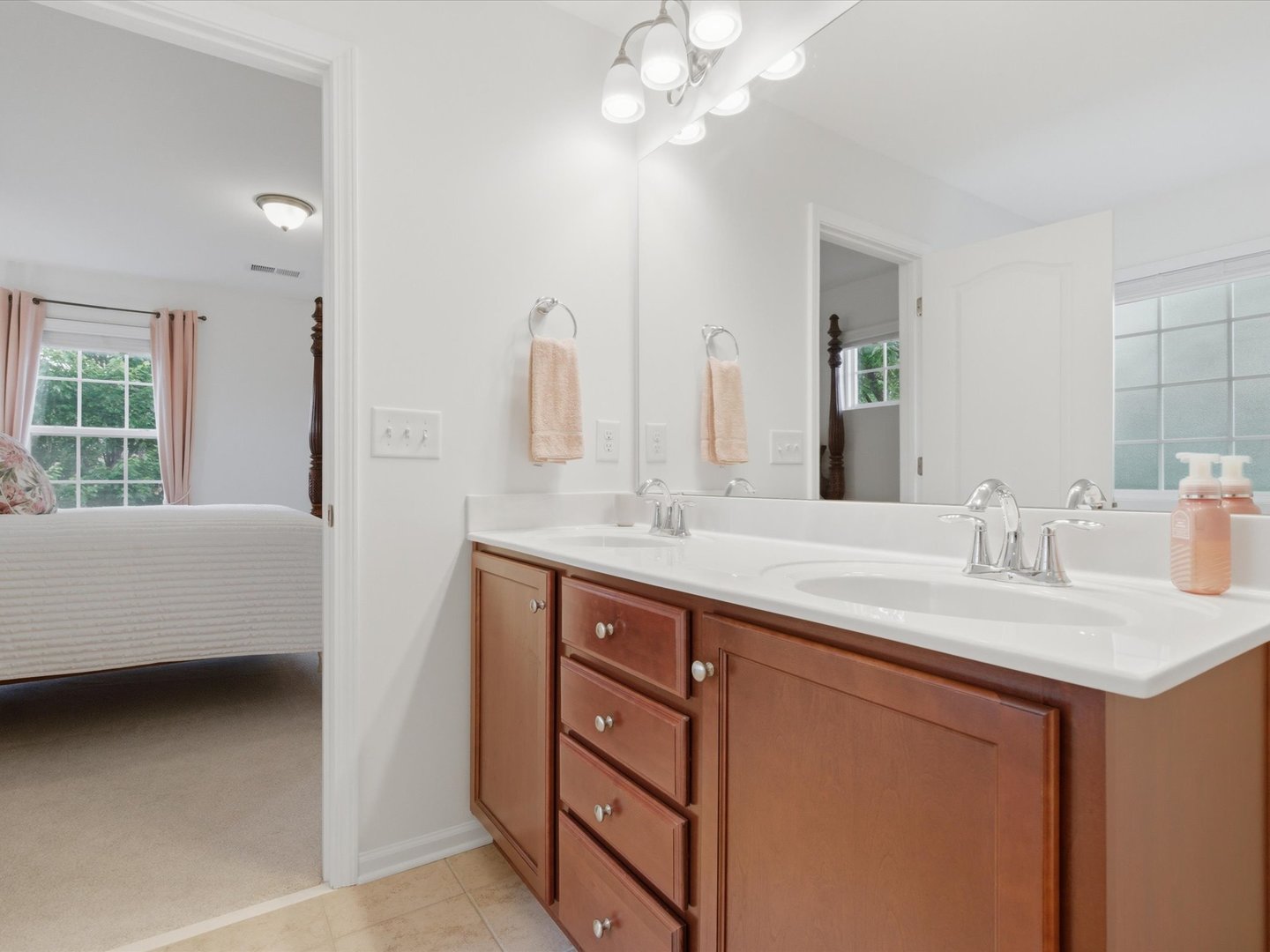 18439 The Commons Boulevard Property Photo 32
