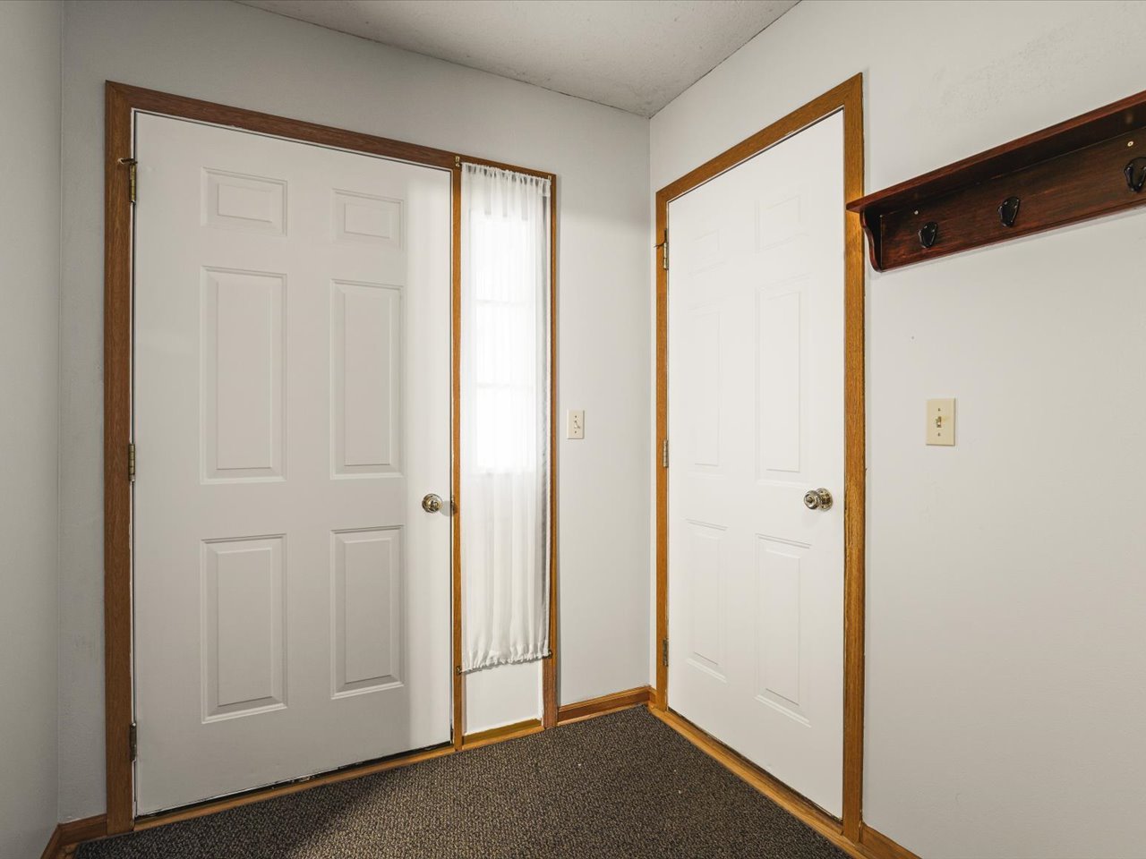 101 Gables Drive Property Photo 7