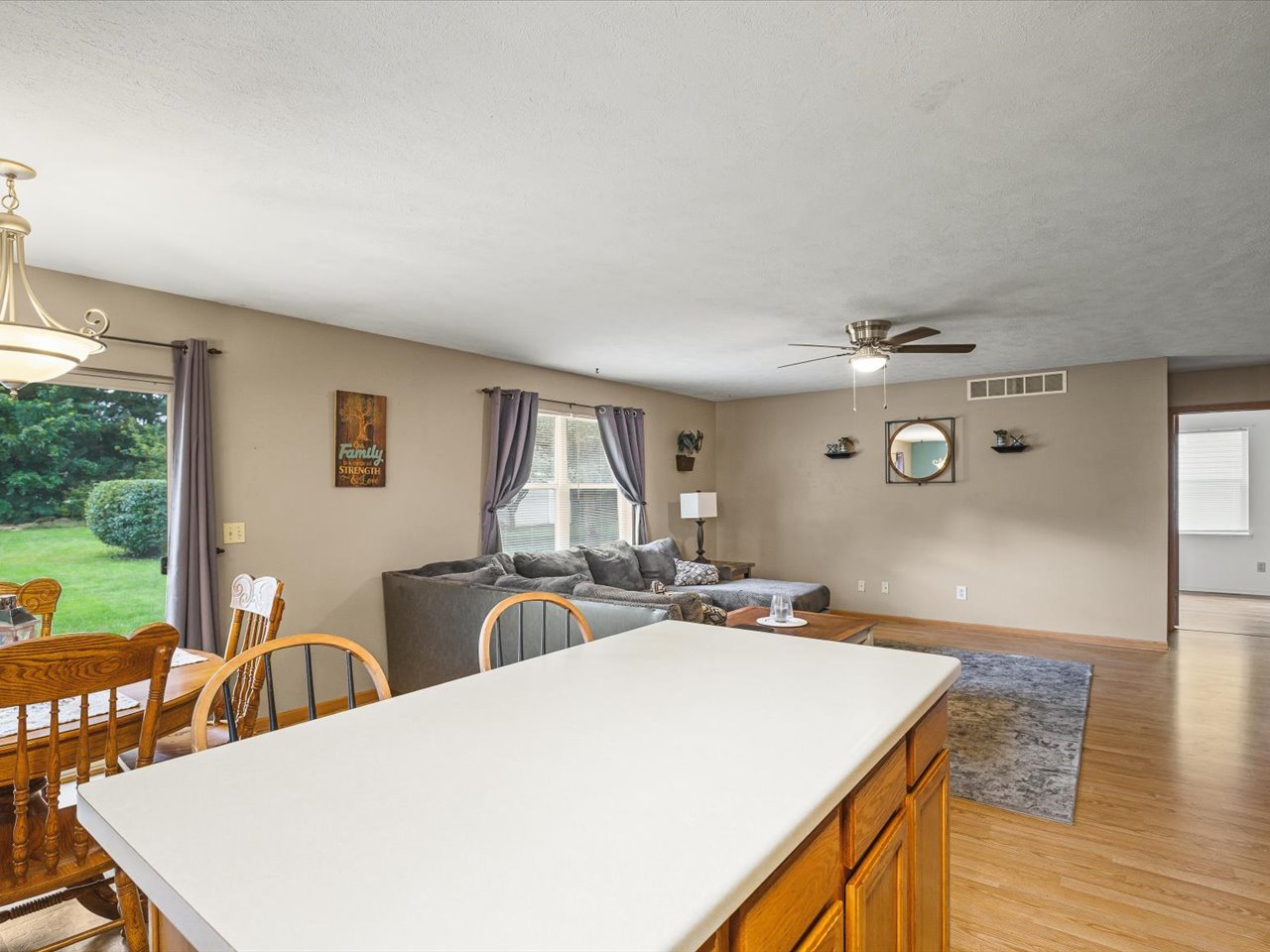 101 Gables Drive Property Photo 11