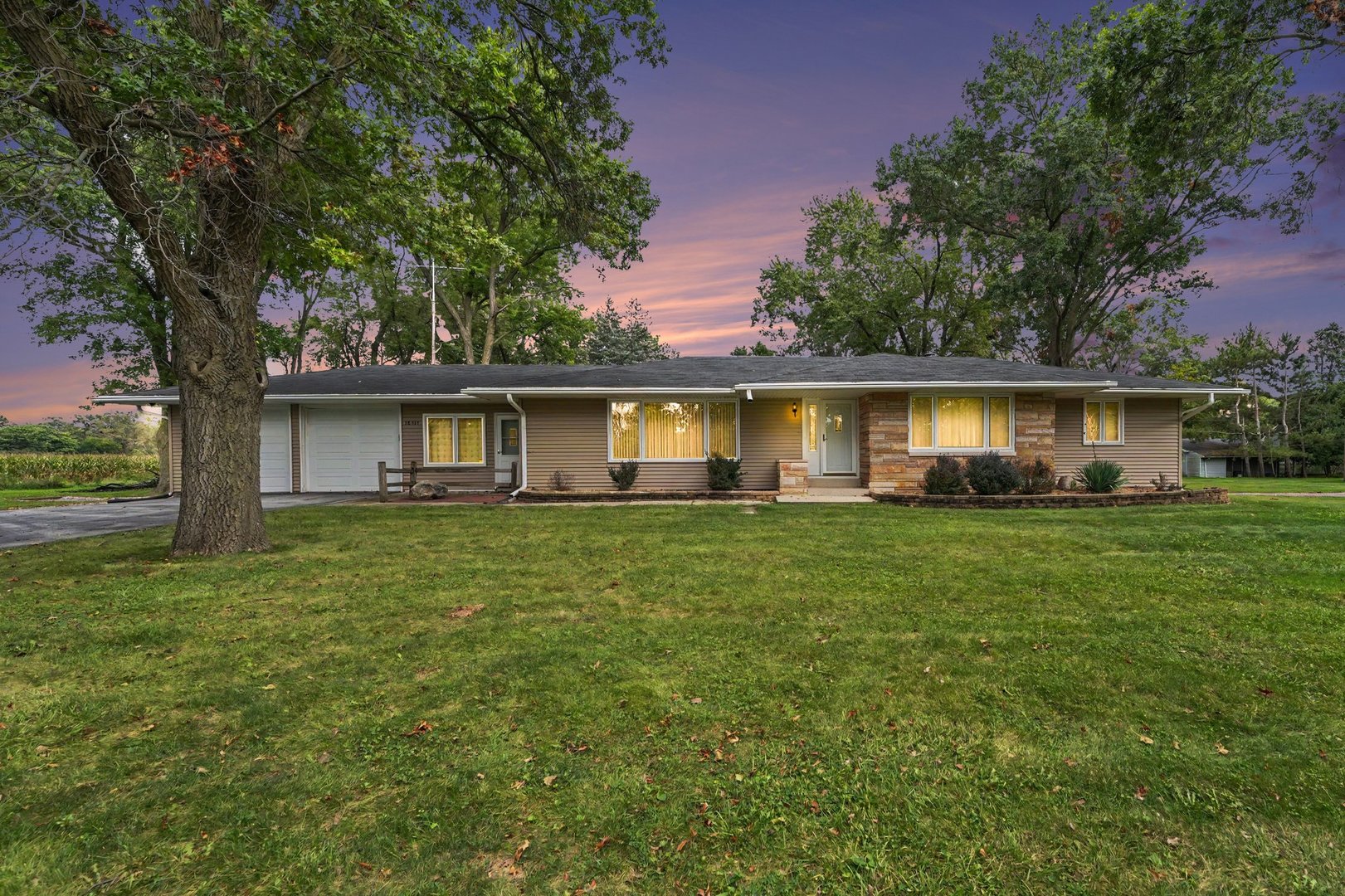 18517 Frontage Road Property Photo 1