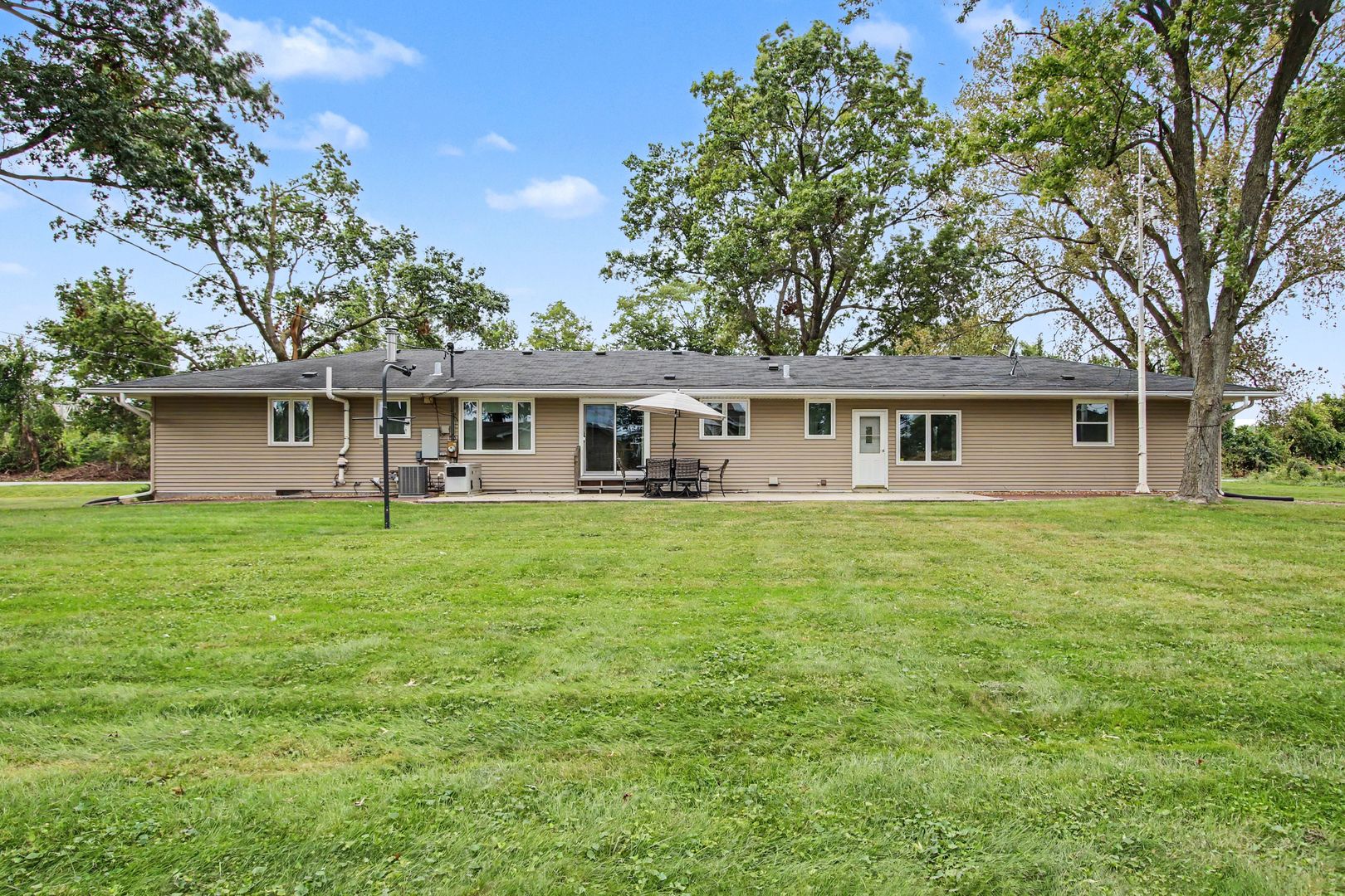 18517 Frontage Road Property Photo 34