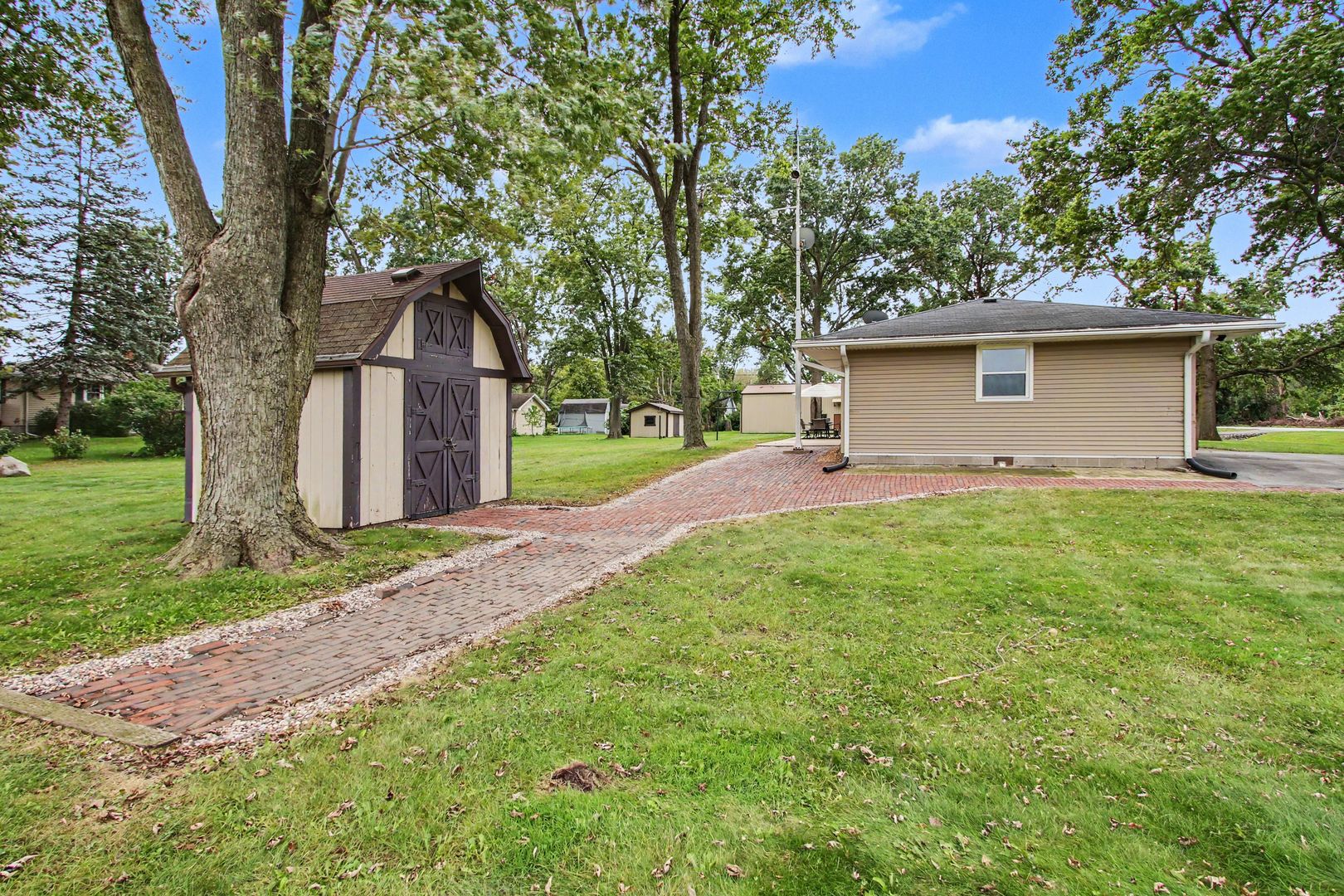 18517 Frontage Road Property Photo 37