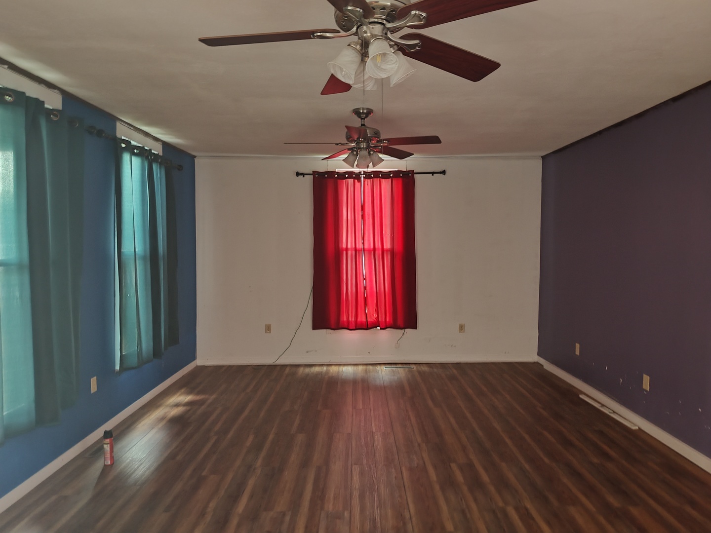 600 S Washington Street Property Photo 8