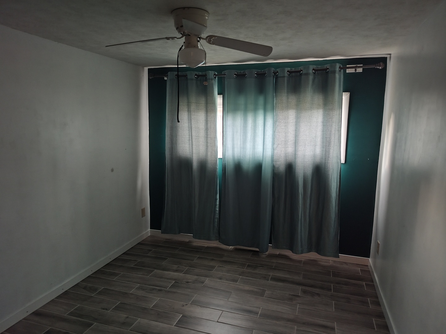 600 S Washington Street Property Photo 12