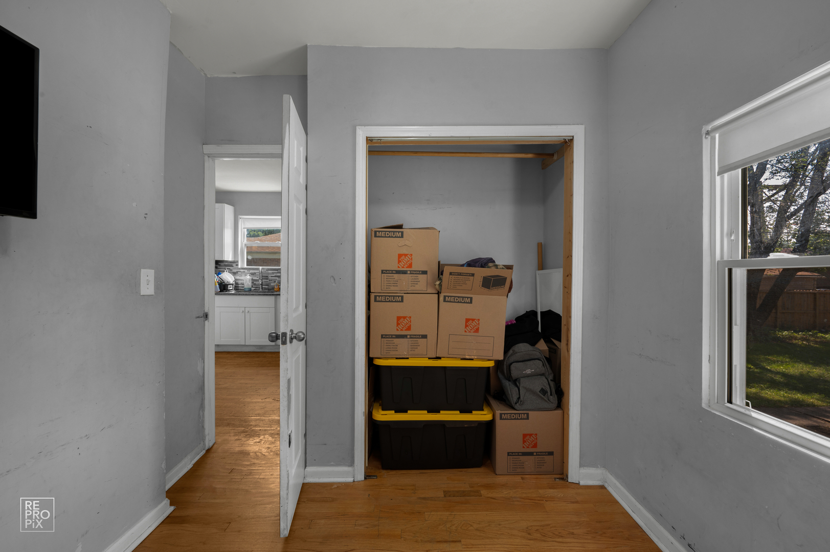 9050 S Ellis Avenue Property Photo 12
