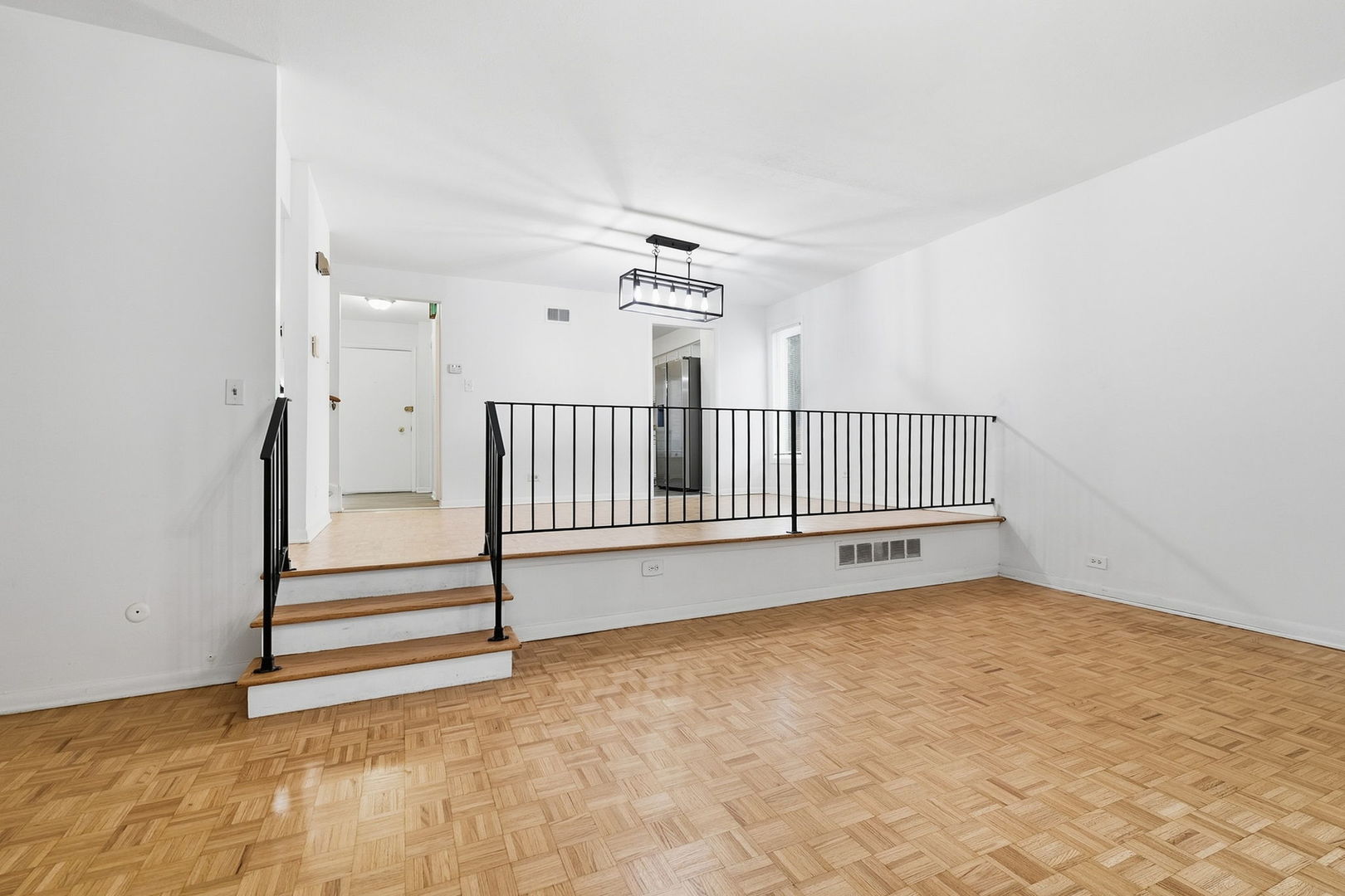 1174 E 53rd Street Property Photo 4
