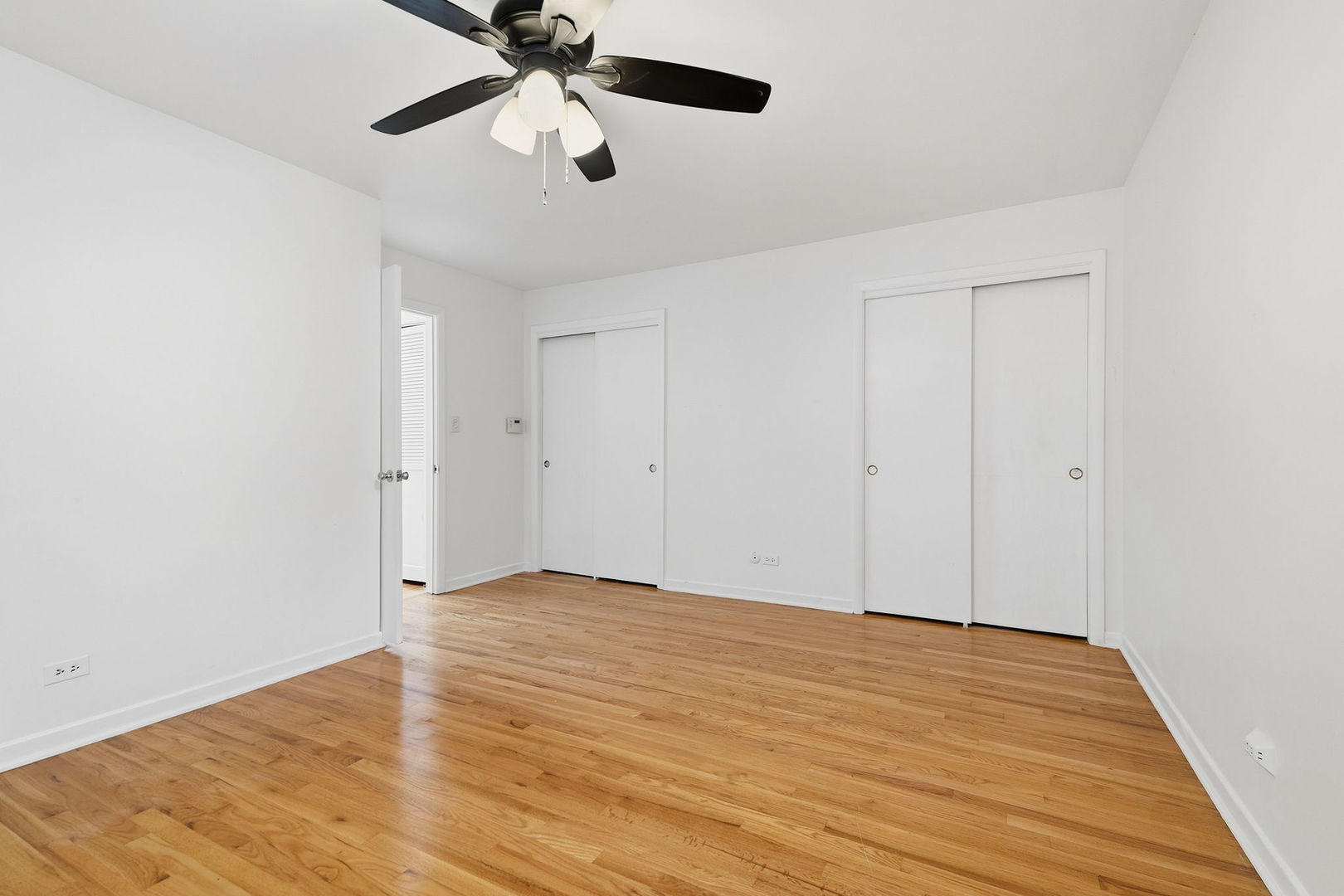 1174 E 53rd Street Property Photo 11