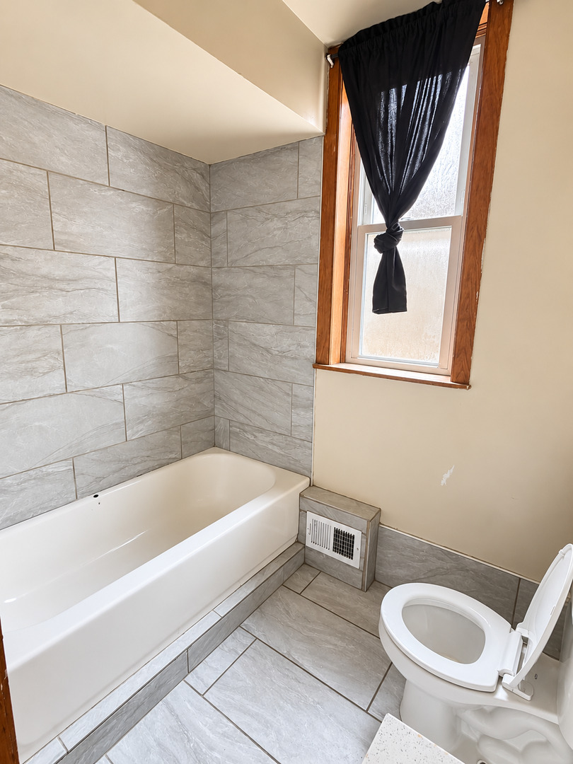 6551 S Talman Avenue 1 Property Photo 6