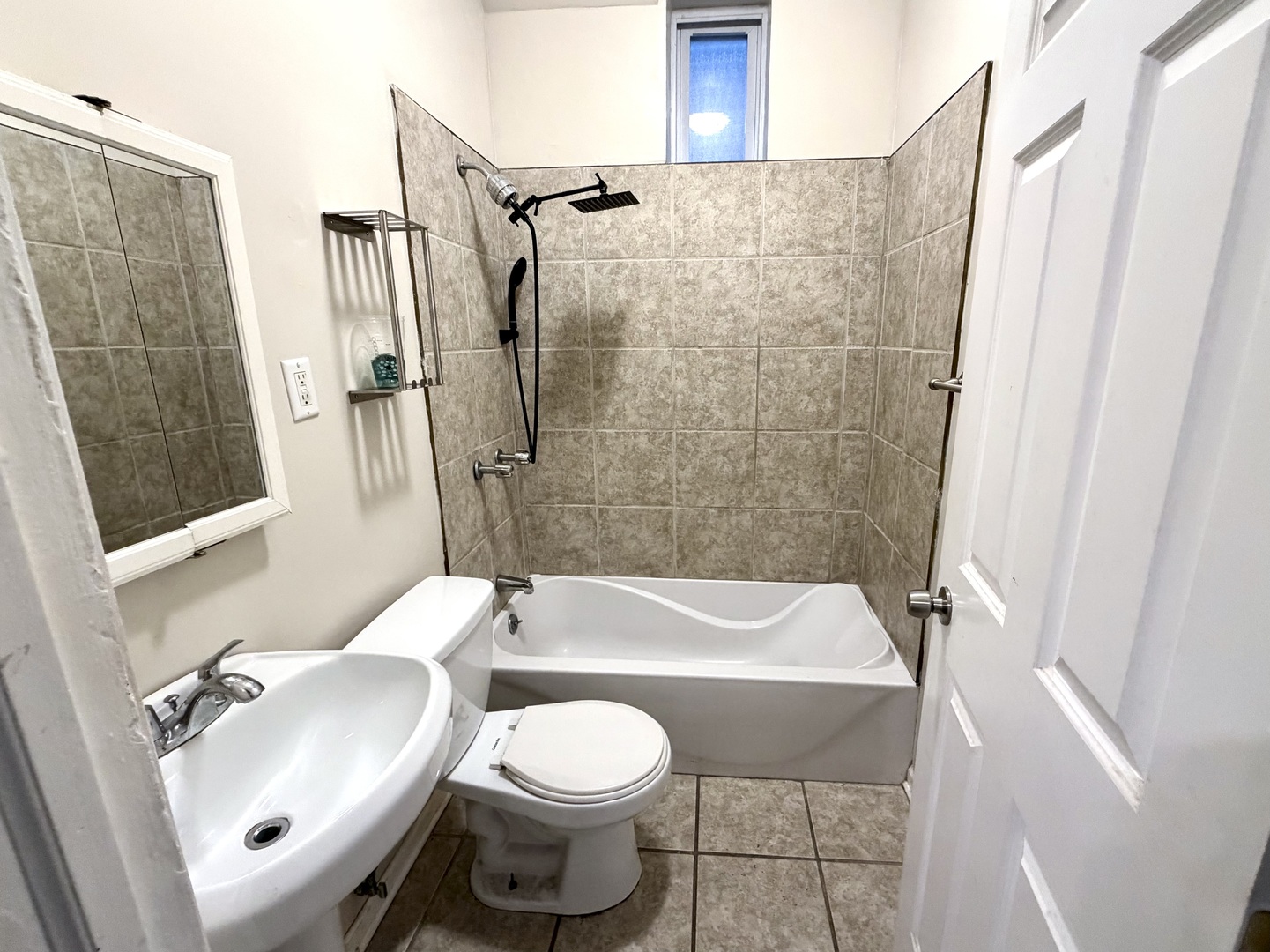 2008 W 23rd Street 1f Property Photo 7