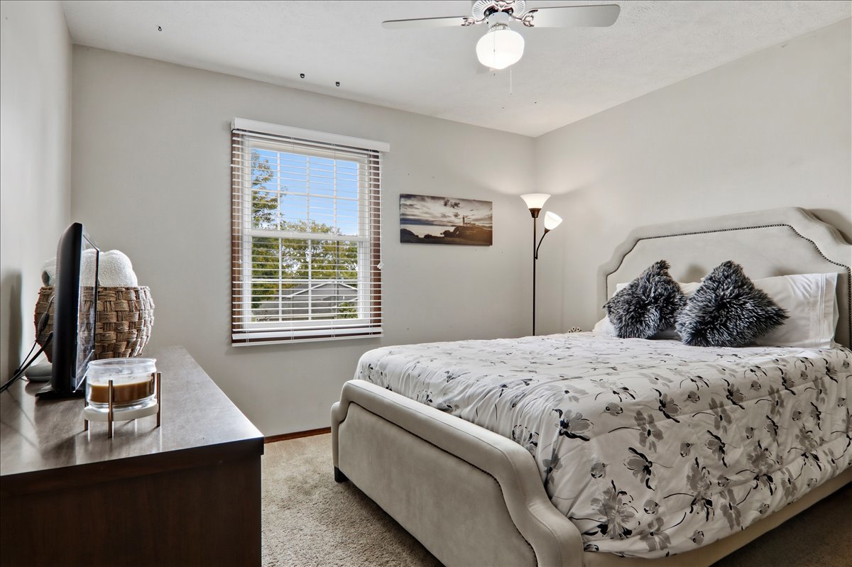 2805 Rocksbury Drive Property Photo 18