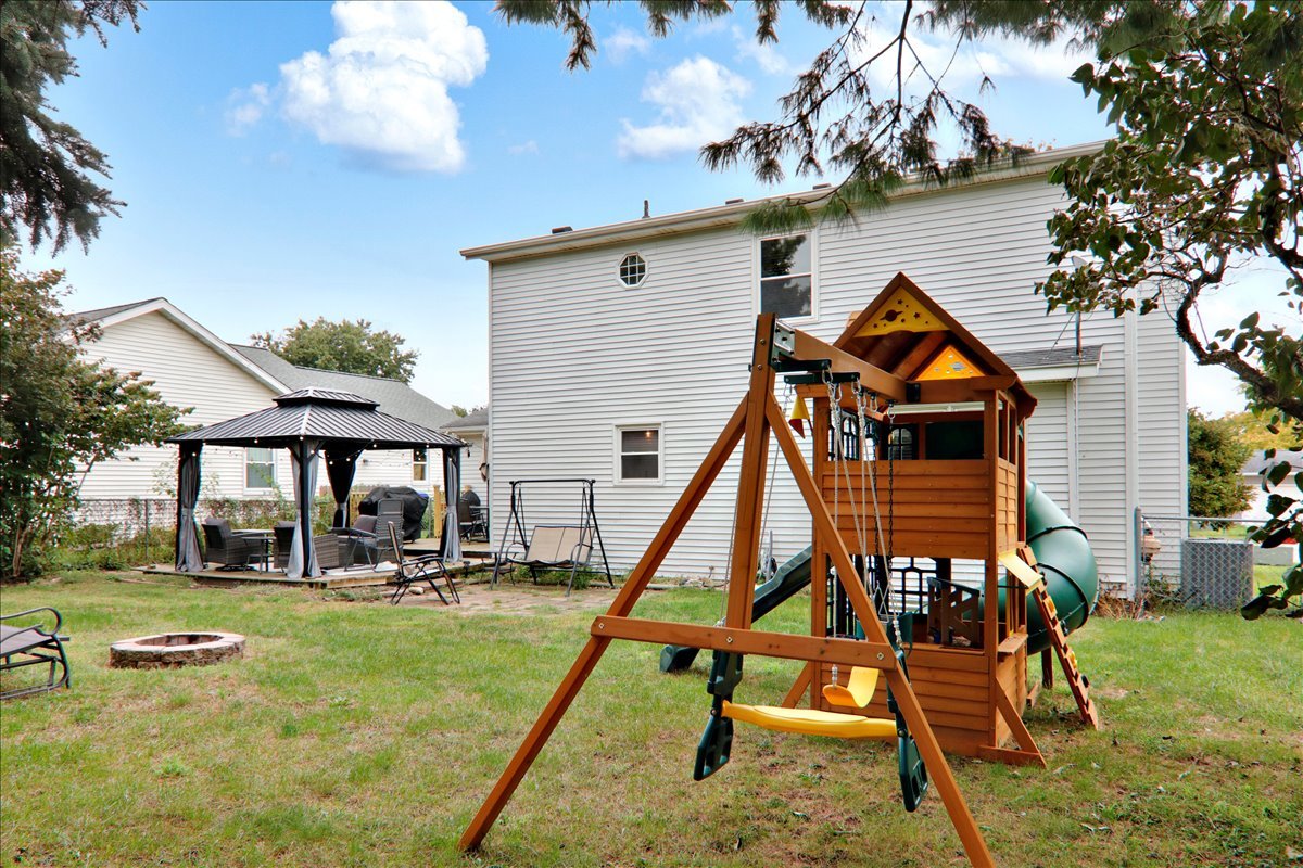 2805 Rocksbury Drive Property Photo 27