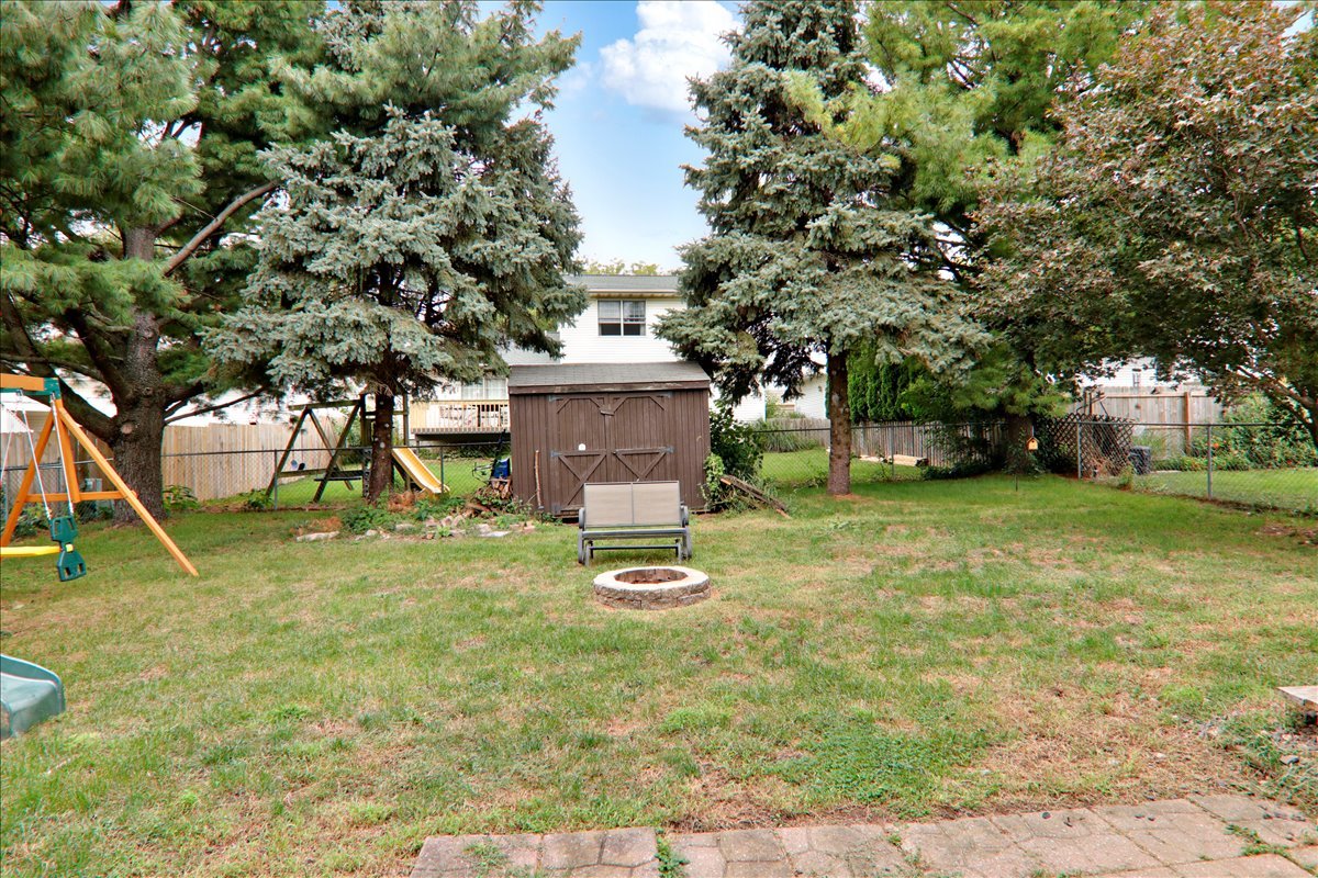 2805 Rocksbury Drive Property Photo 28