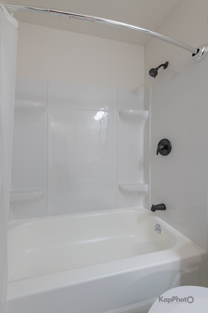 8170 Northway Drive Property Photo 21