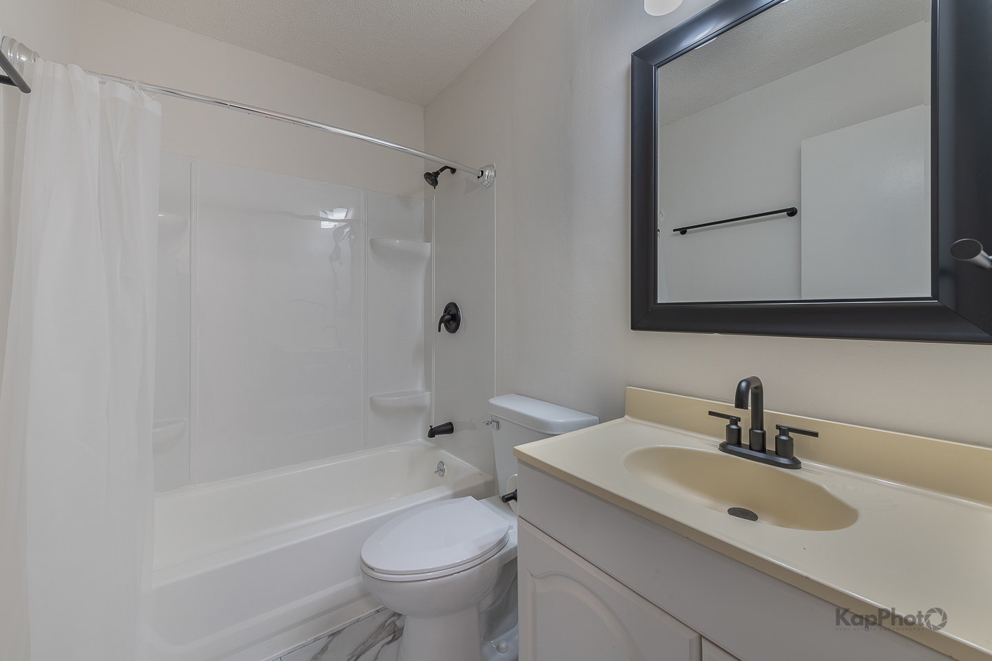 8170 Northway Drive Property Photo 22