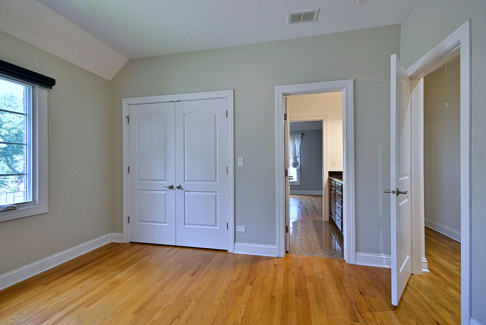 1908 S Harrison Street Property Photo 48
