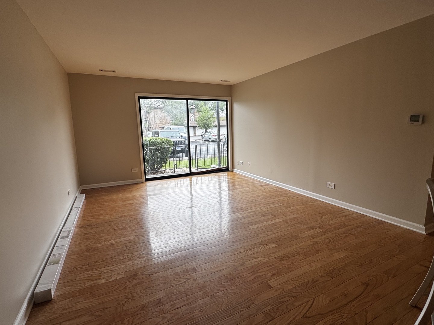 10338 Parkside Avenue 16 Property Photo 5