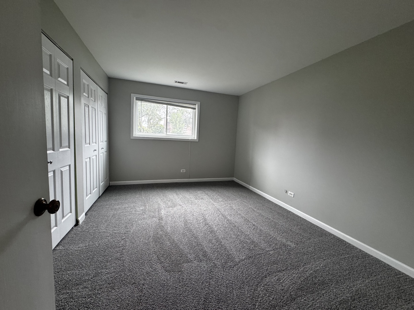 10338 Parkside Avenue 16 Property Photo 7