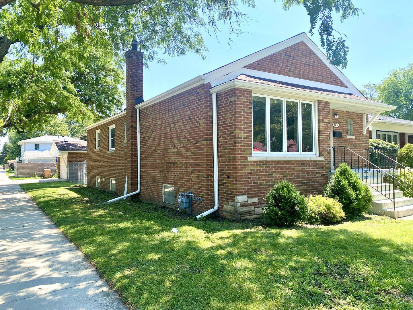 9101 Tulley Avenue Property Photo 2