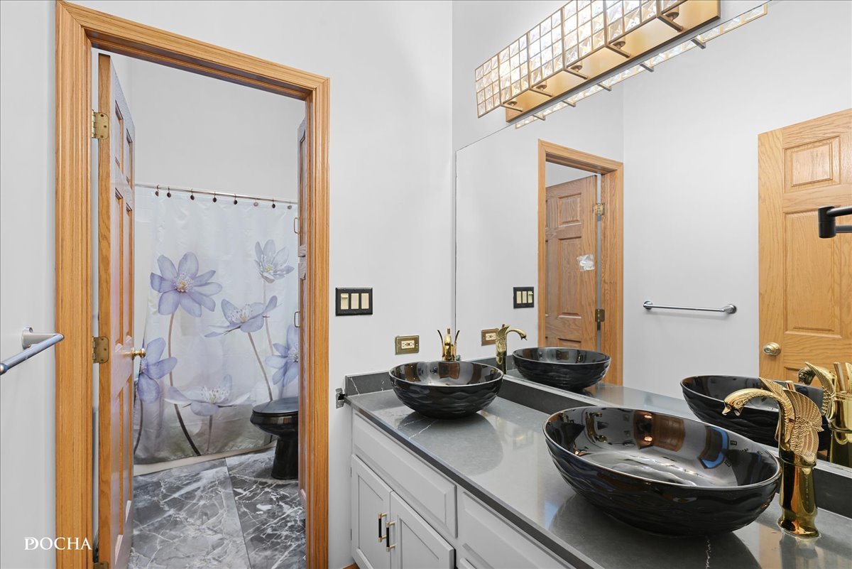 365 E Pine Meadow Court Property Photo 28