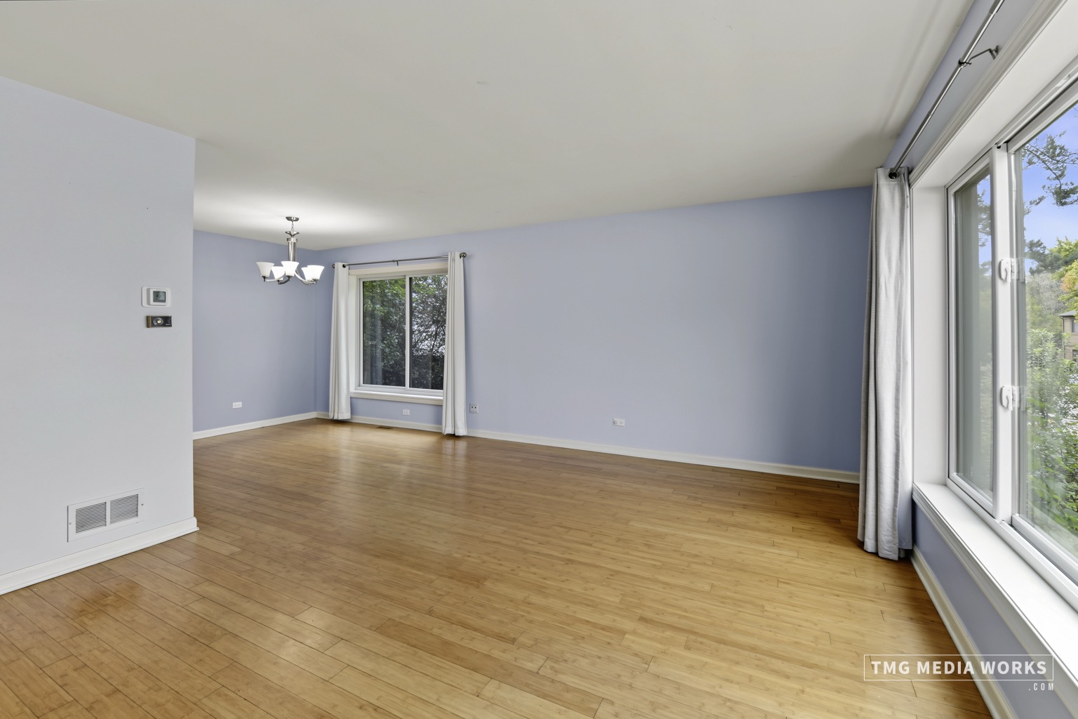 466 Laura Court Property Photo 7