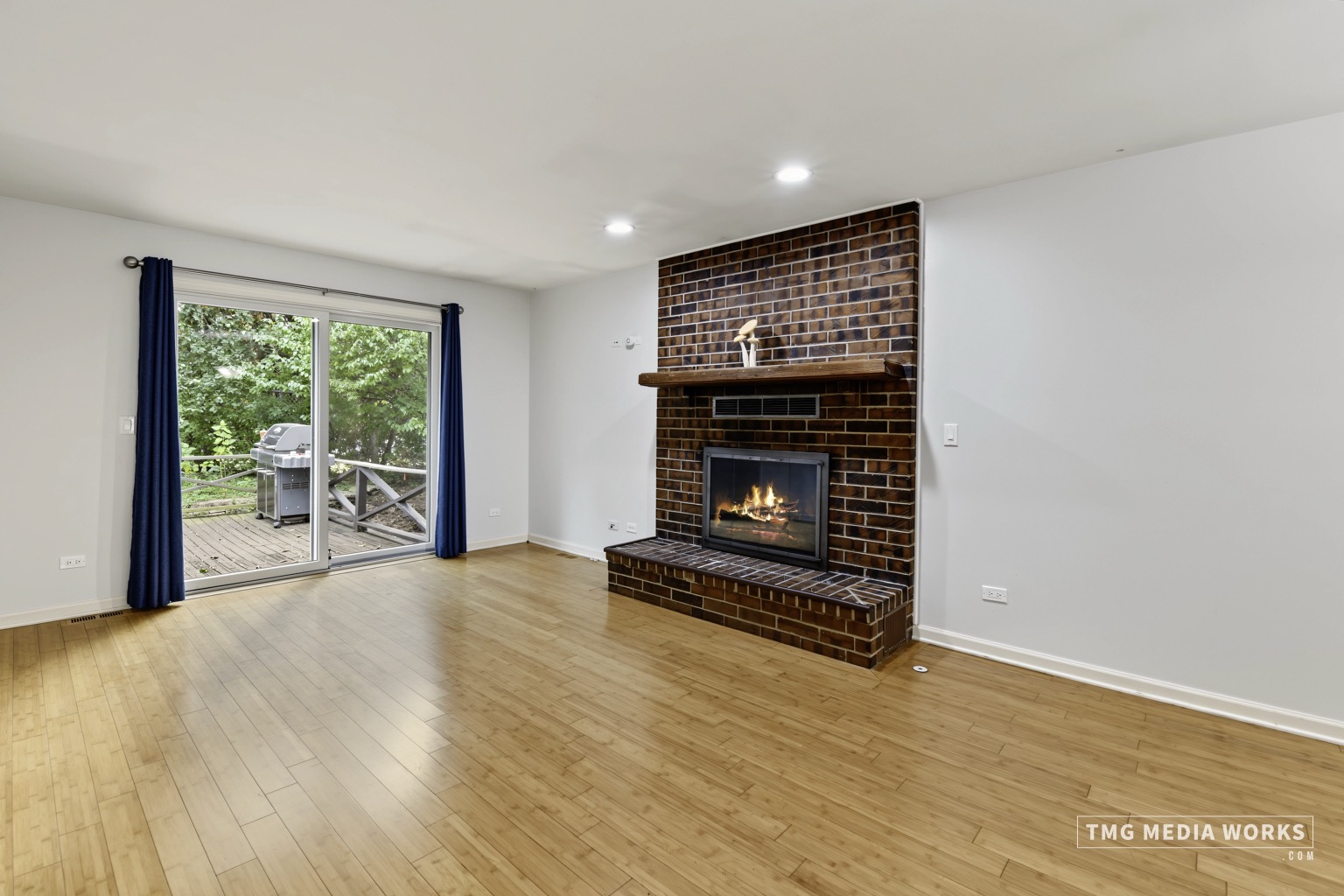 466 Laura Court Property Photo 10