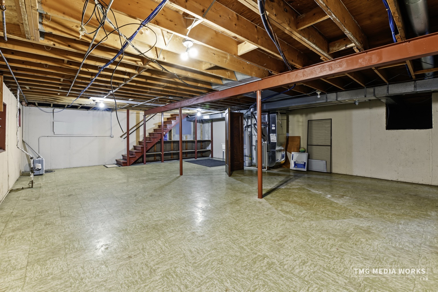 466 Laura Court Property Photo 33