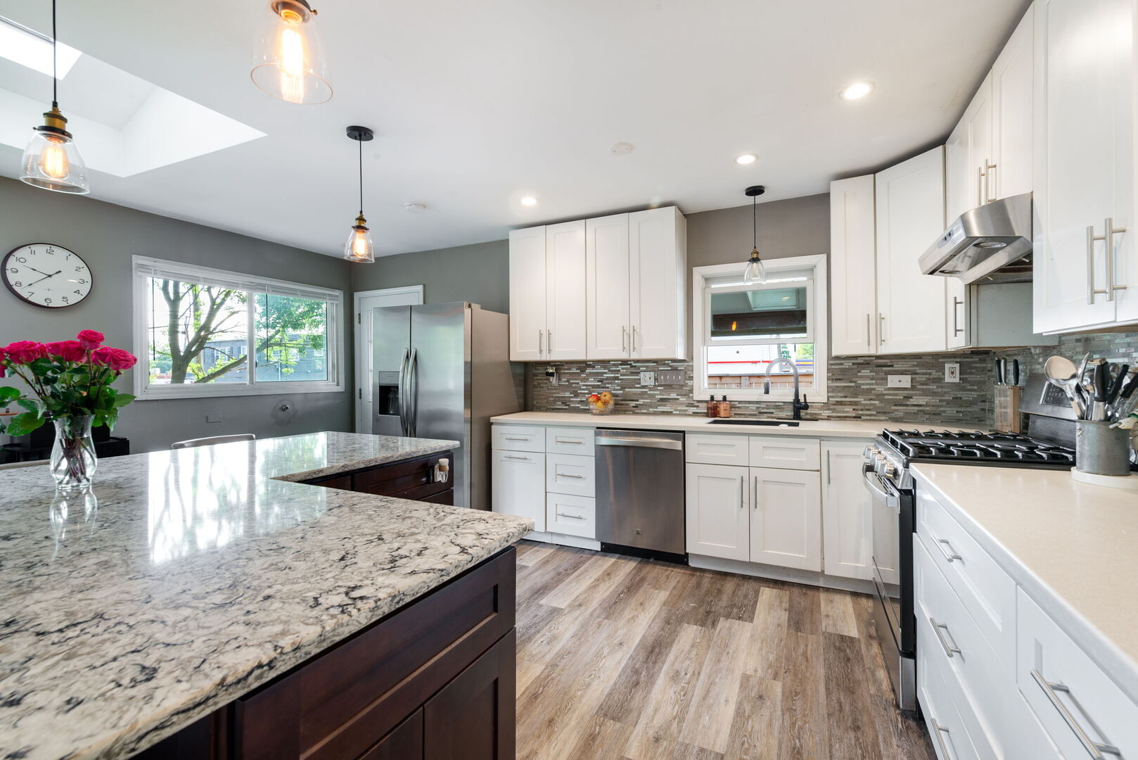 4241 Washington Street Property Photo 4