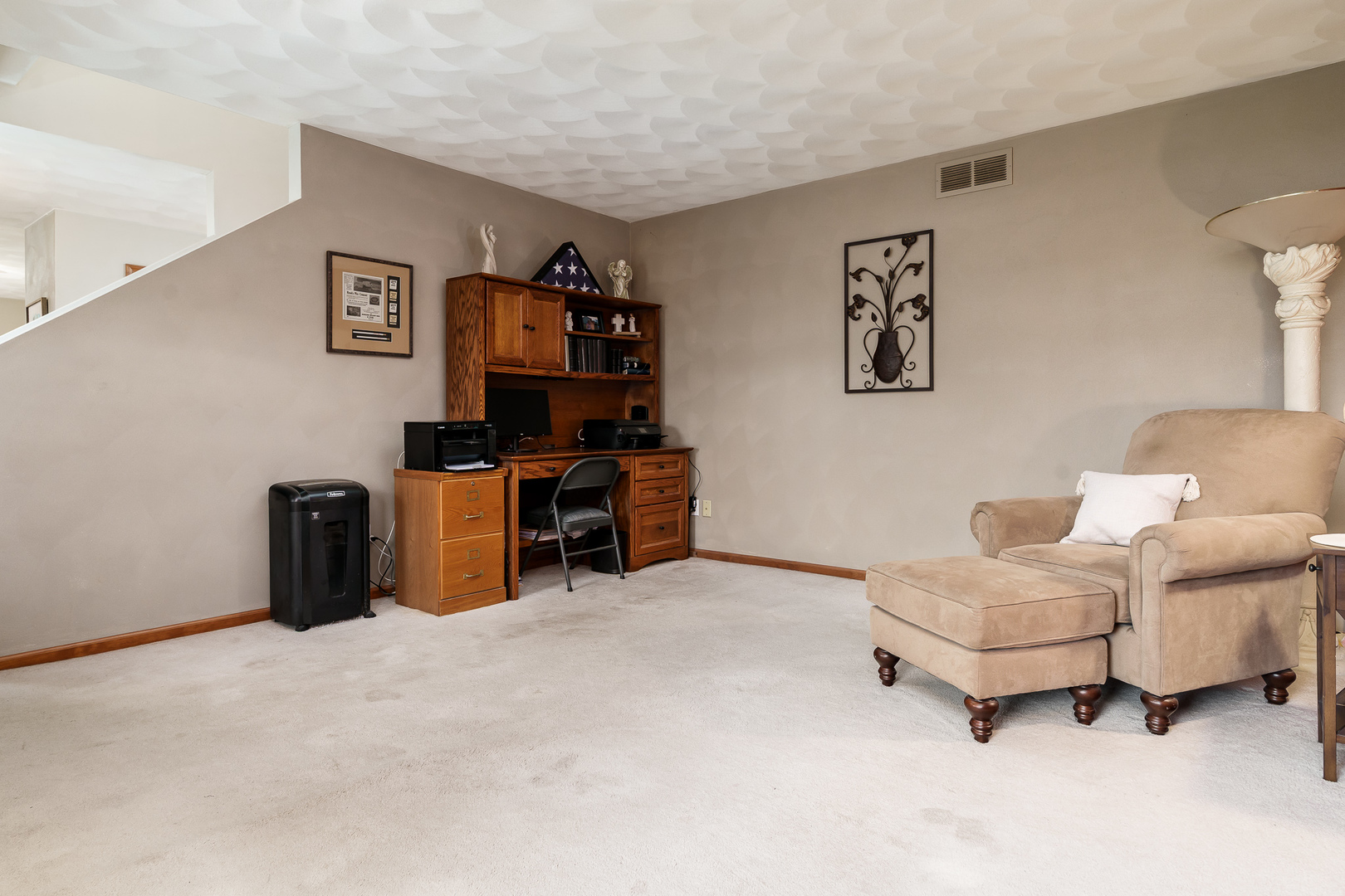 651 Ashleigh Lane Property Photo 8