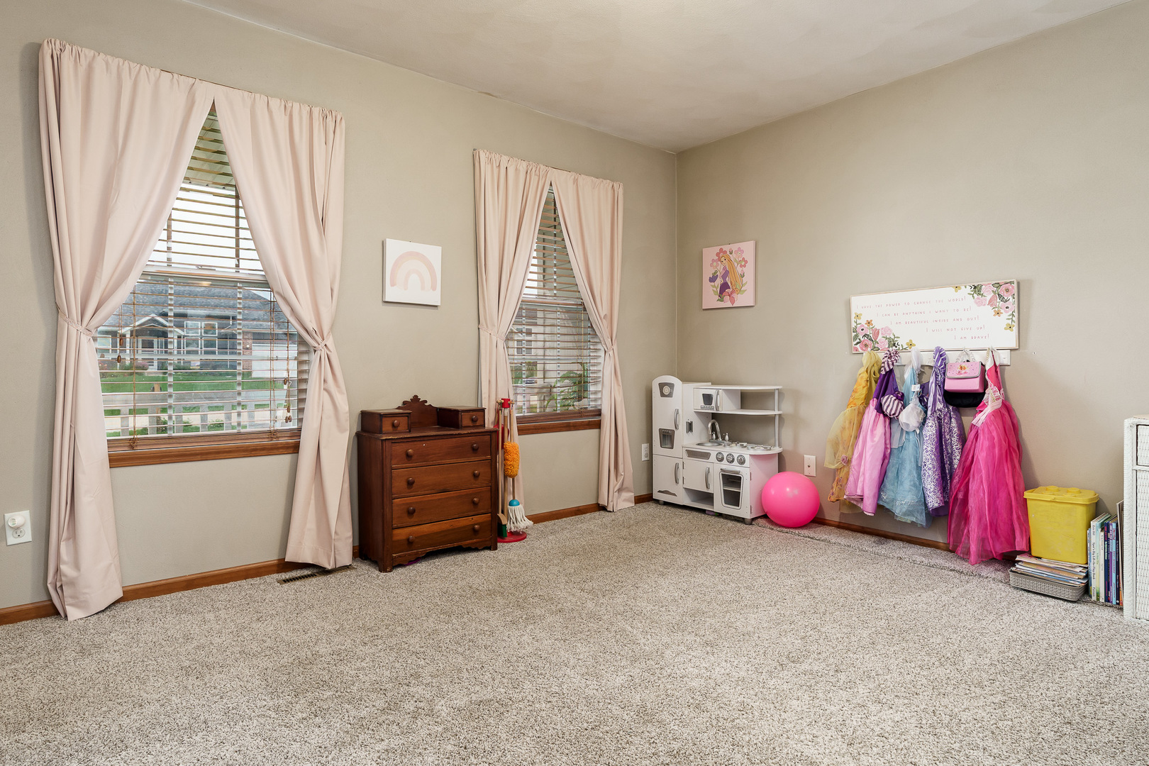 651 Ashleigh Lane Property Photo 11