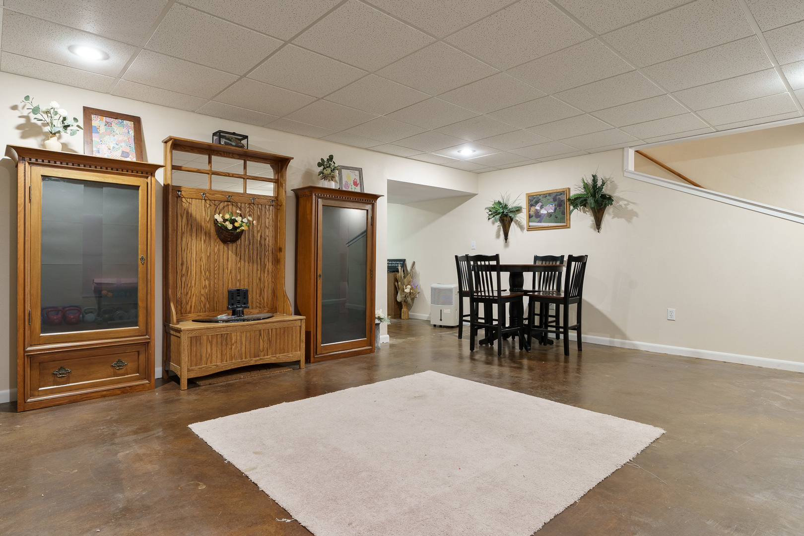 651 Ashleigh Lane Property Photo 40