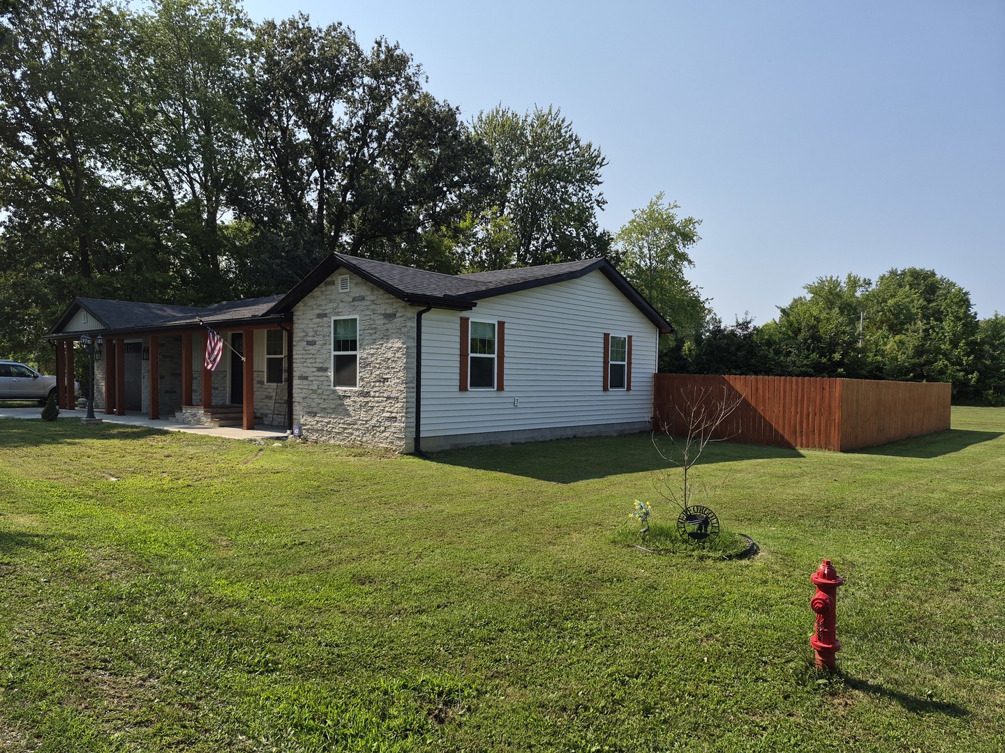 509 W Maple Street Property Photo 4
